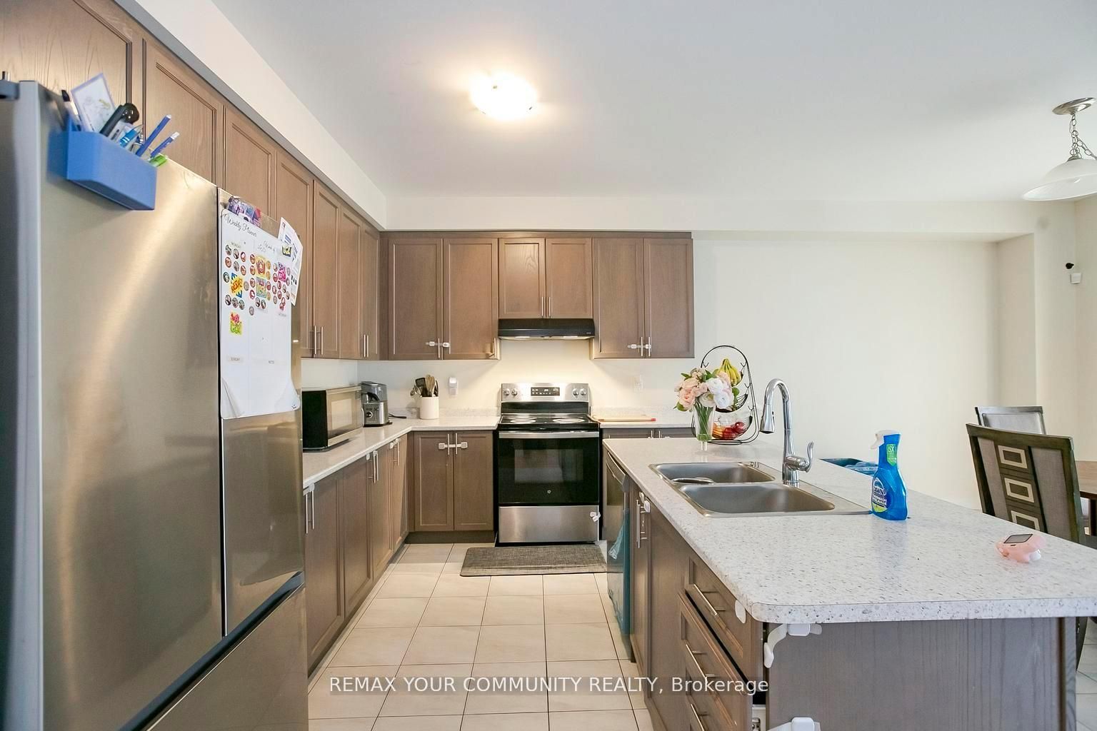 106 Higgins Avenue Property Photo 15