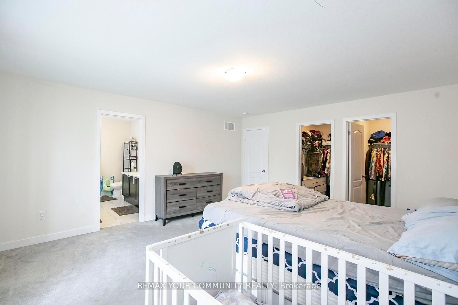 106 Higgins Avenue Property Photo 25