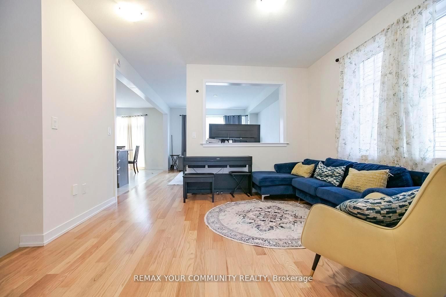106 Higgins Avenue Property Photo 31