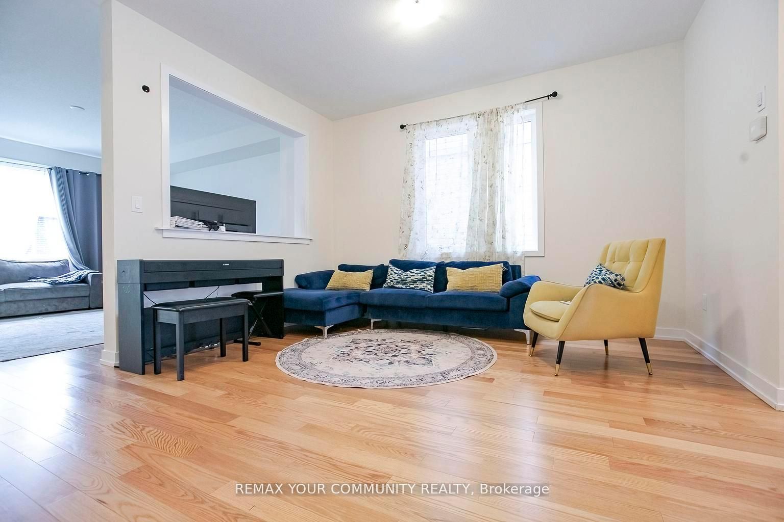 106 Higgins Avenue Property Photo 32