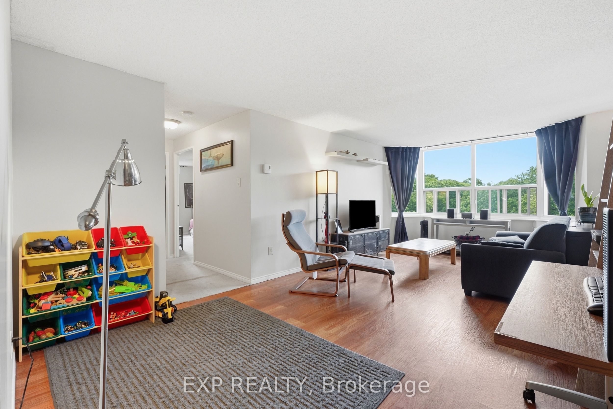 55 Green Valley Drive 1012 Property Photo 11