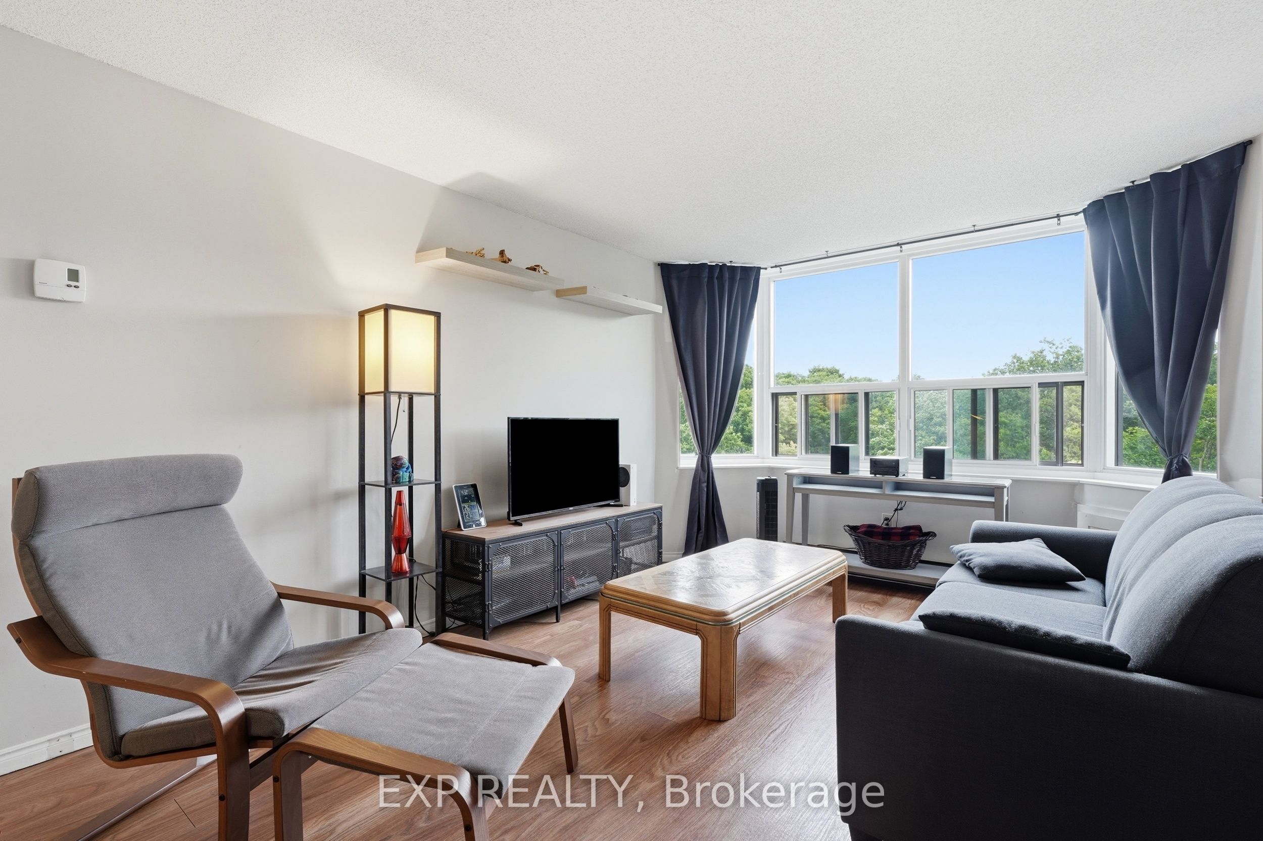 55 Green Valley Drive 1012 Property Photo 12