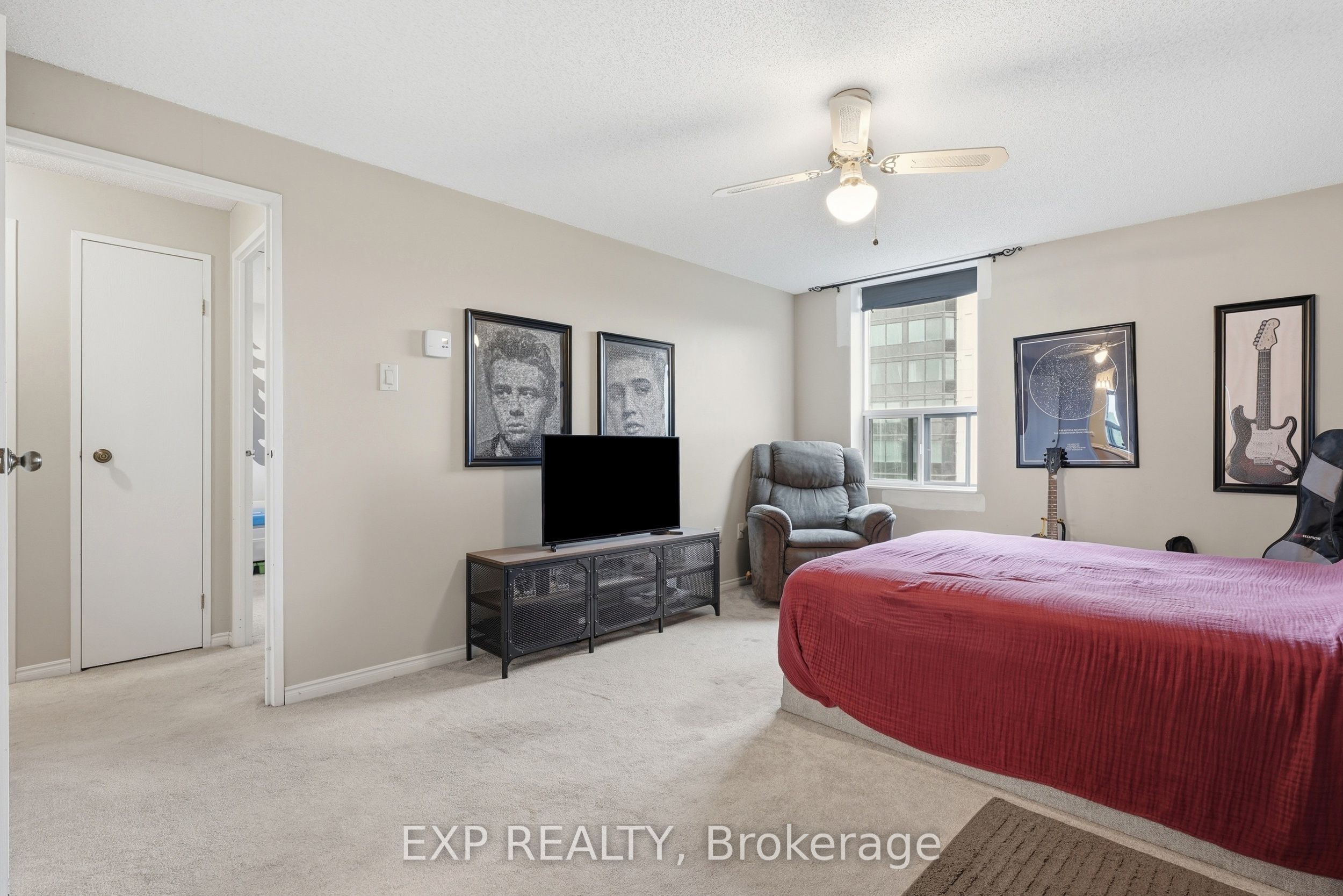 55 Green Valley Drive 1012 Property Photo 19
