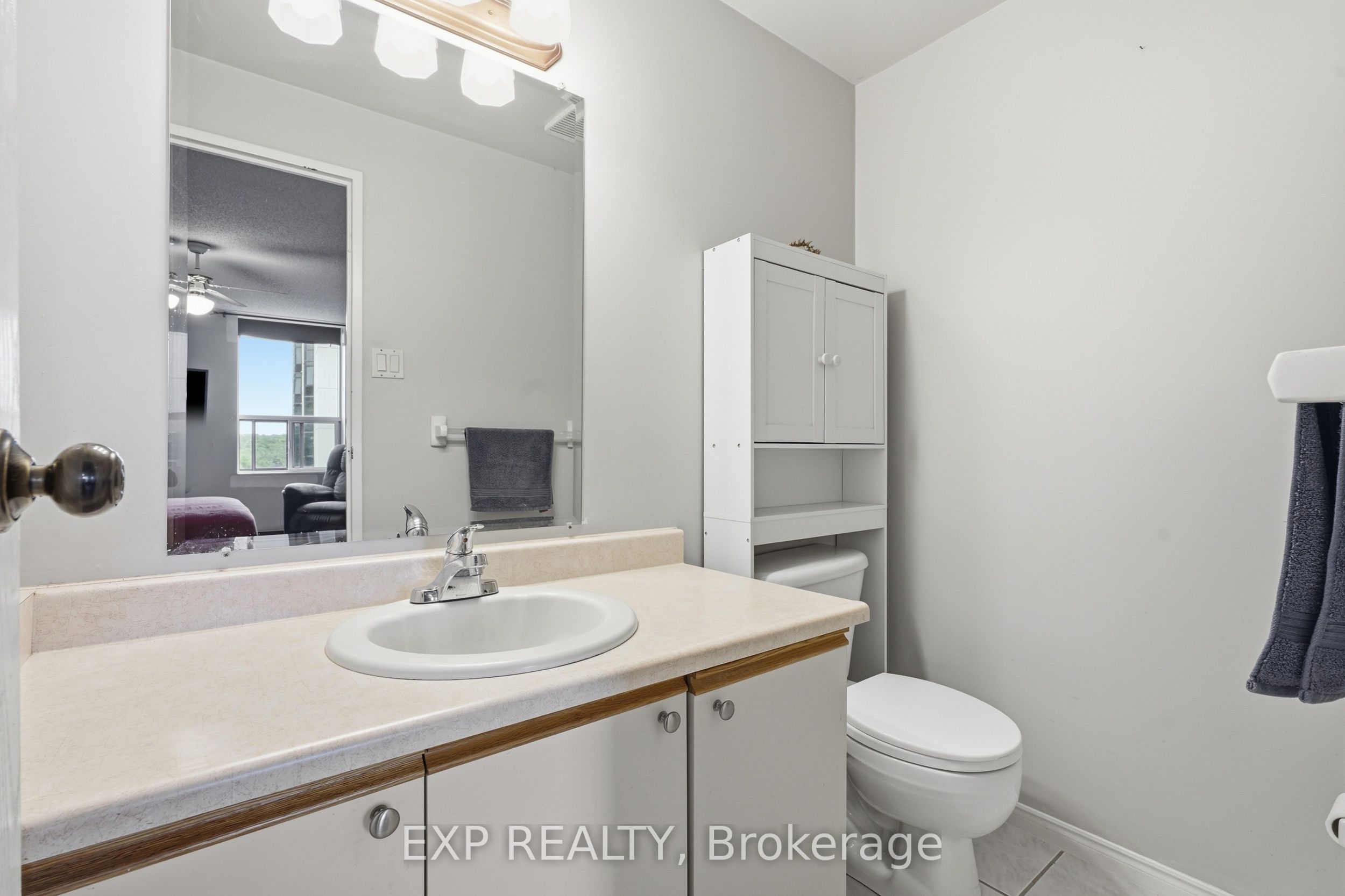 55 Green Valley Drive 1012 Property Photo 22