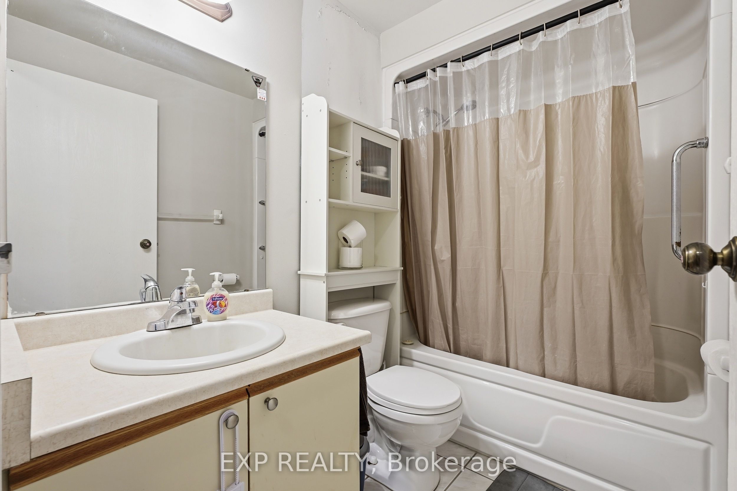 55 Green Valley Drive 1012 Property Photo 25