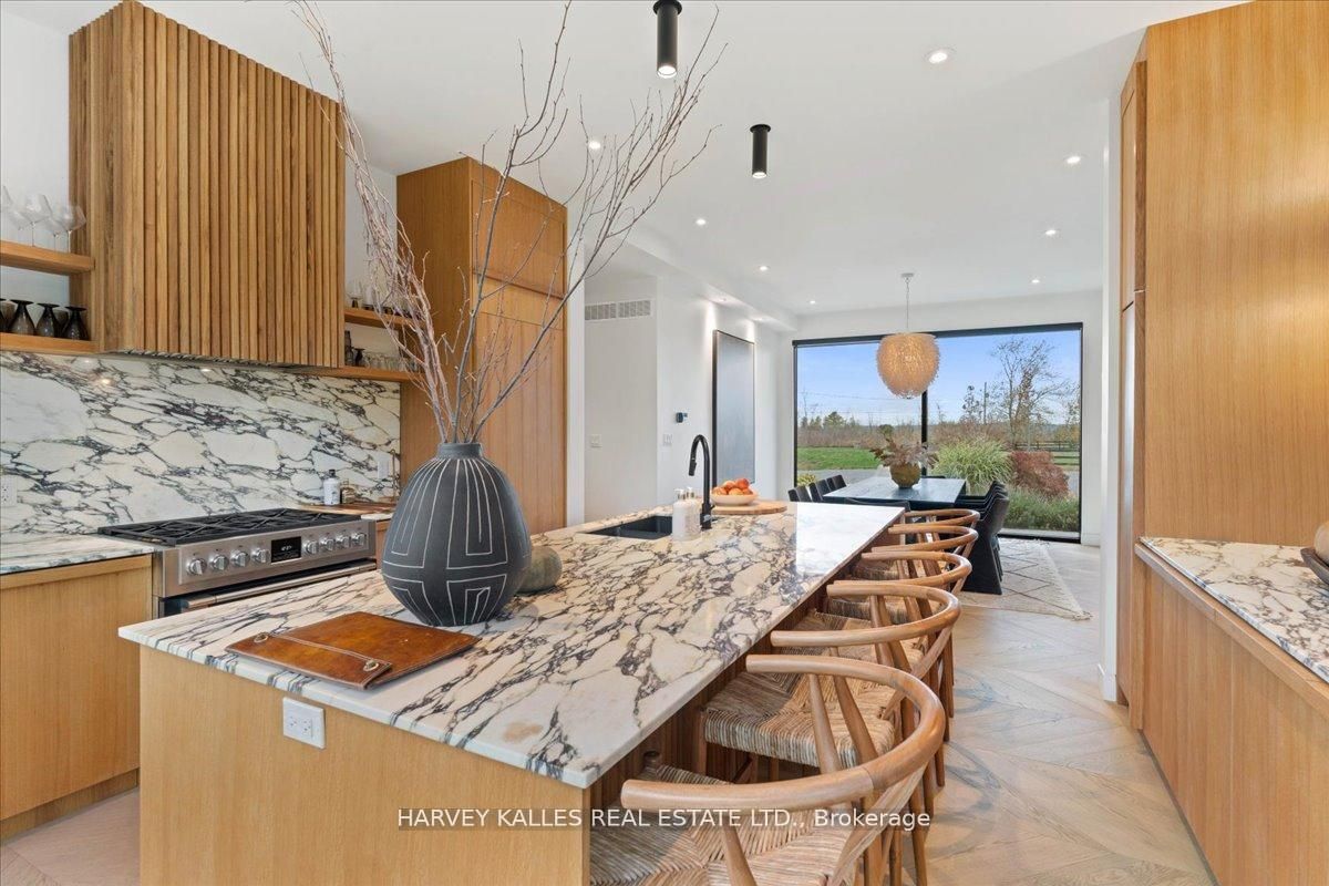 690 Weese Road Property Photo 13