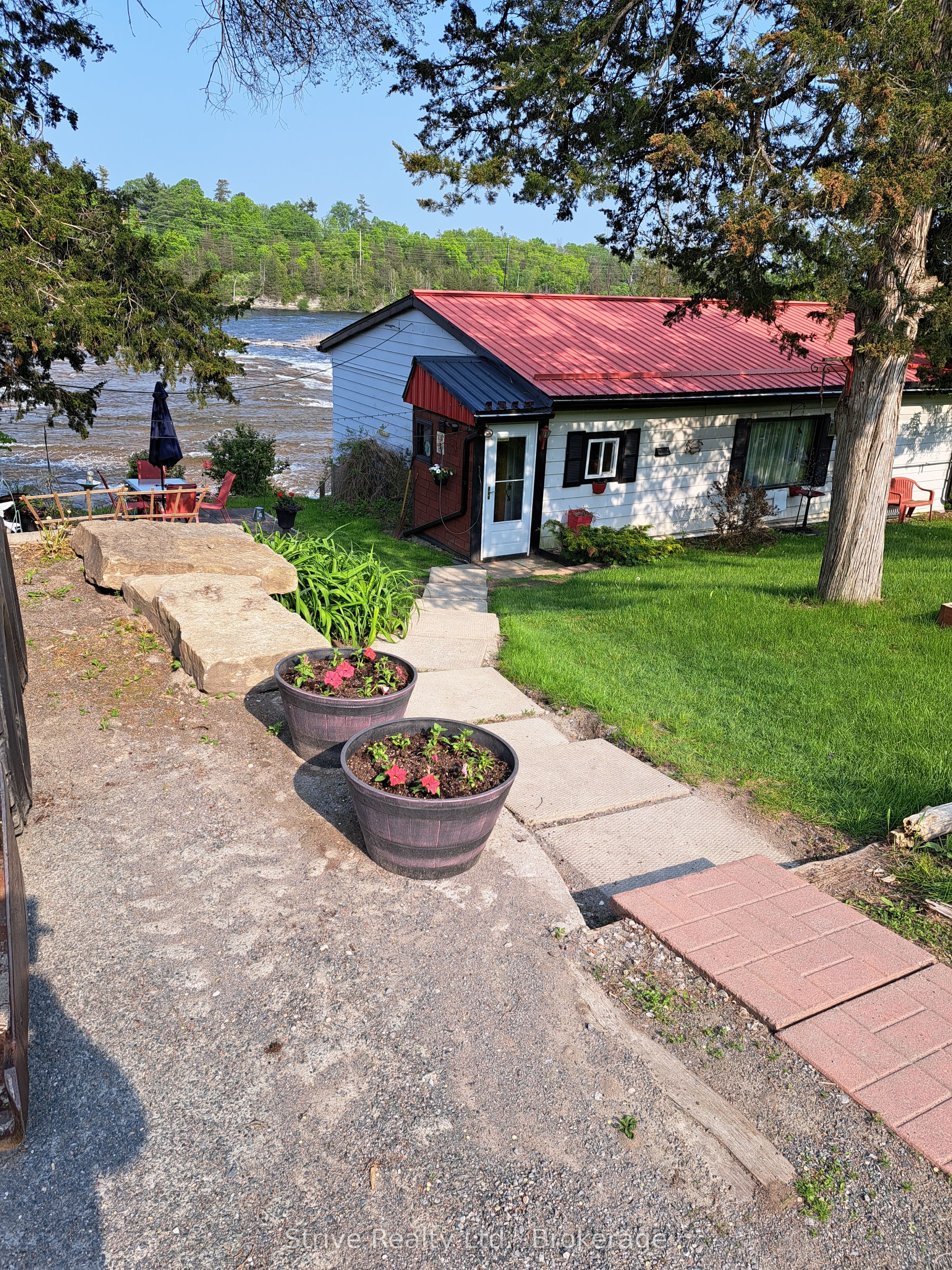 6613 County Rd 50 Road Property Photo 5