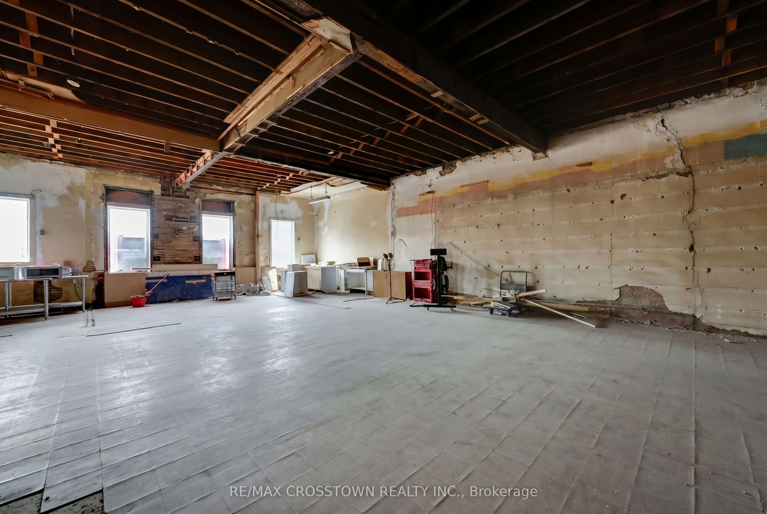 937 2nd Avenue E Property Photo 17