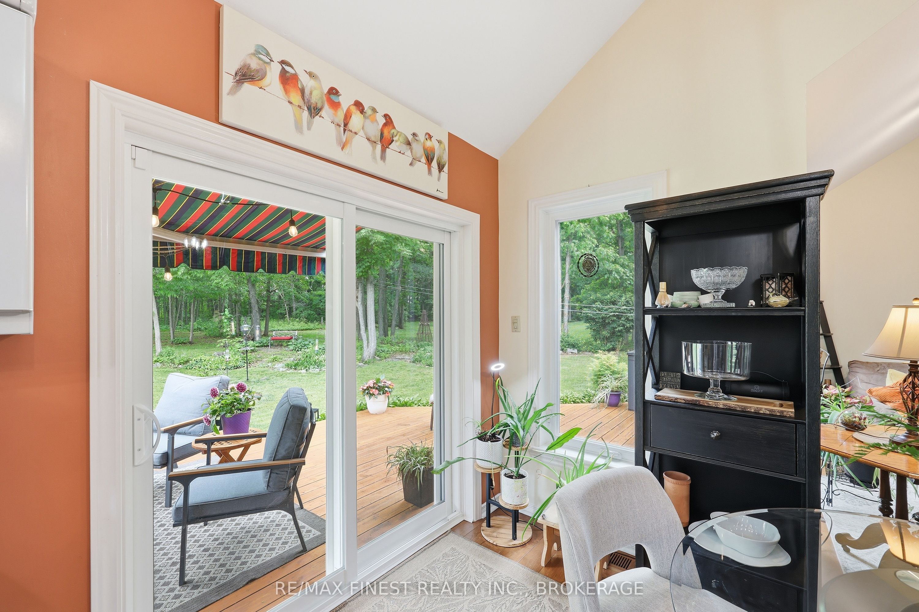 3886 Holmes Road Property Photo 24