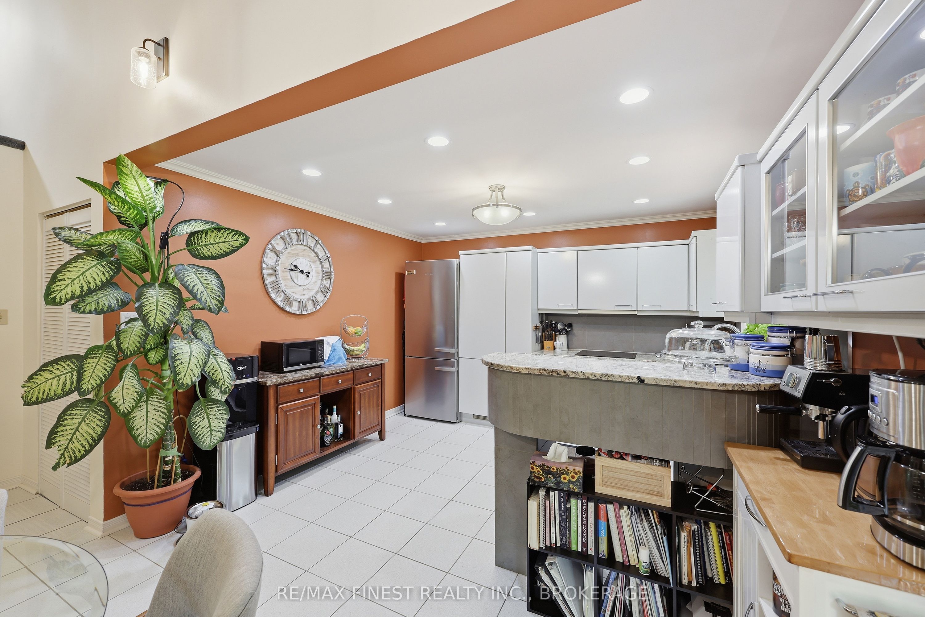 3886 Holmes Road Property Photo 26