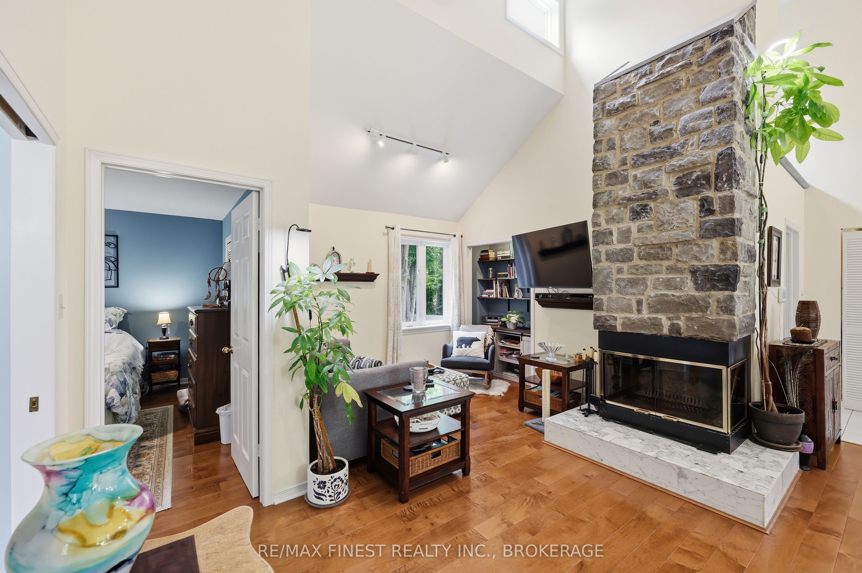3886 Holmes Road Property Photo 33