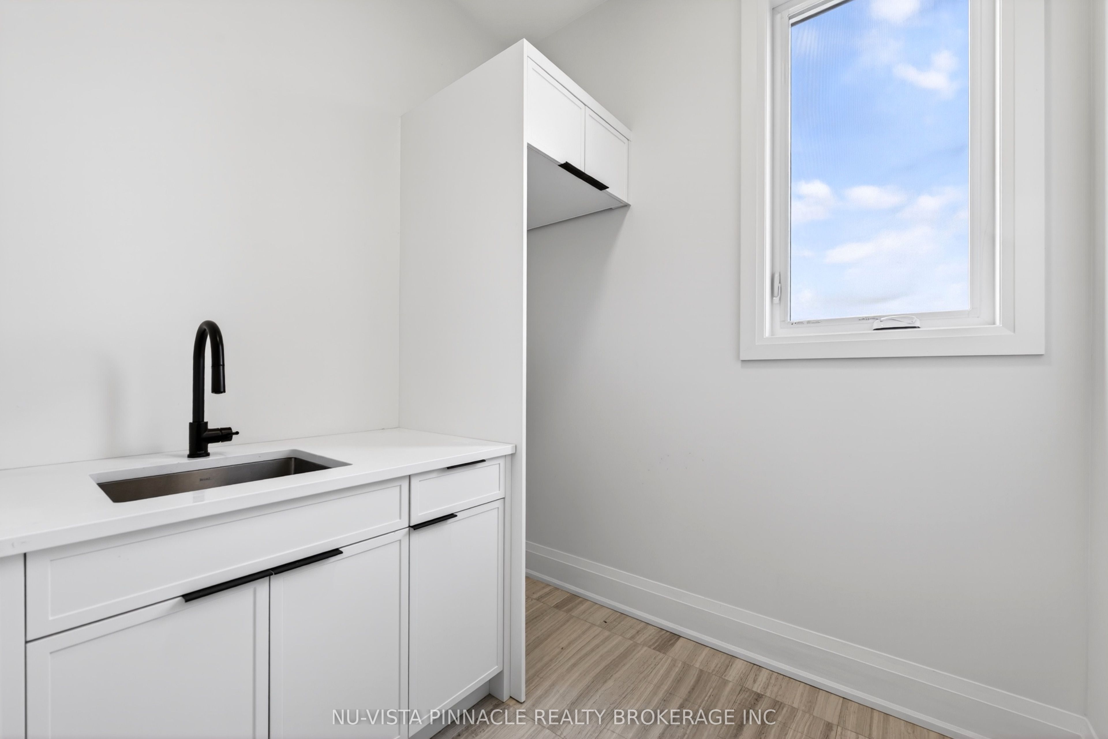6517 Heathwoods Avenue Property Photo 15