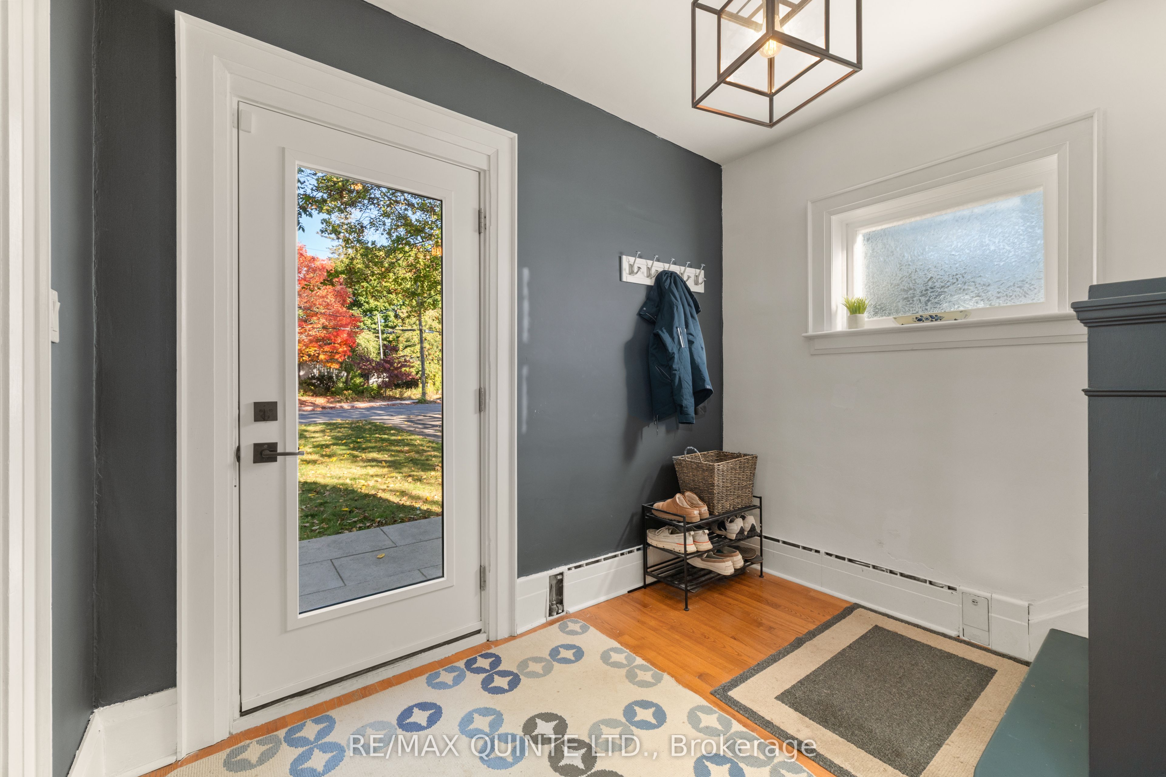 126 Dufferin Avenue Property Photo 6
