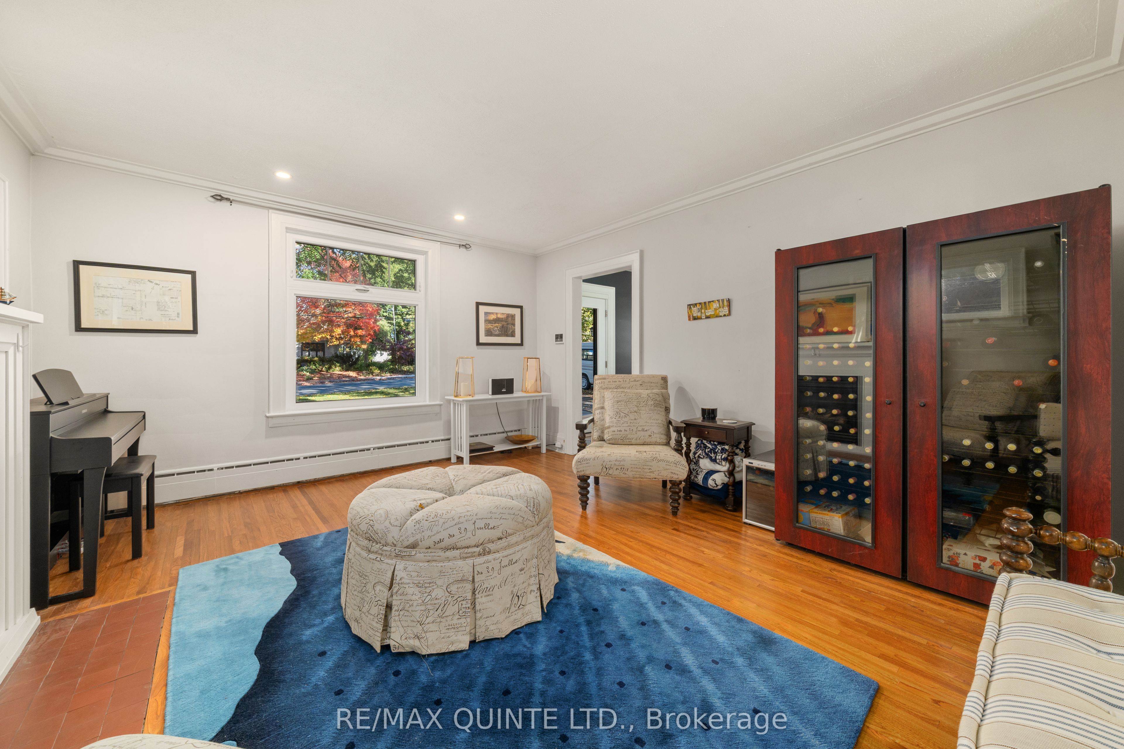 126 Dufferin Avenue Property Photo 8