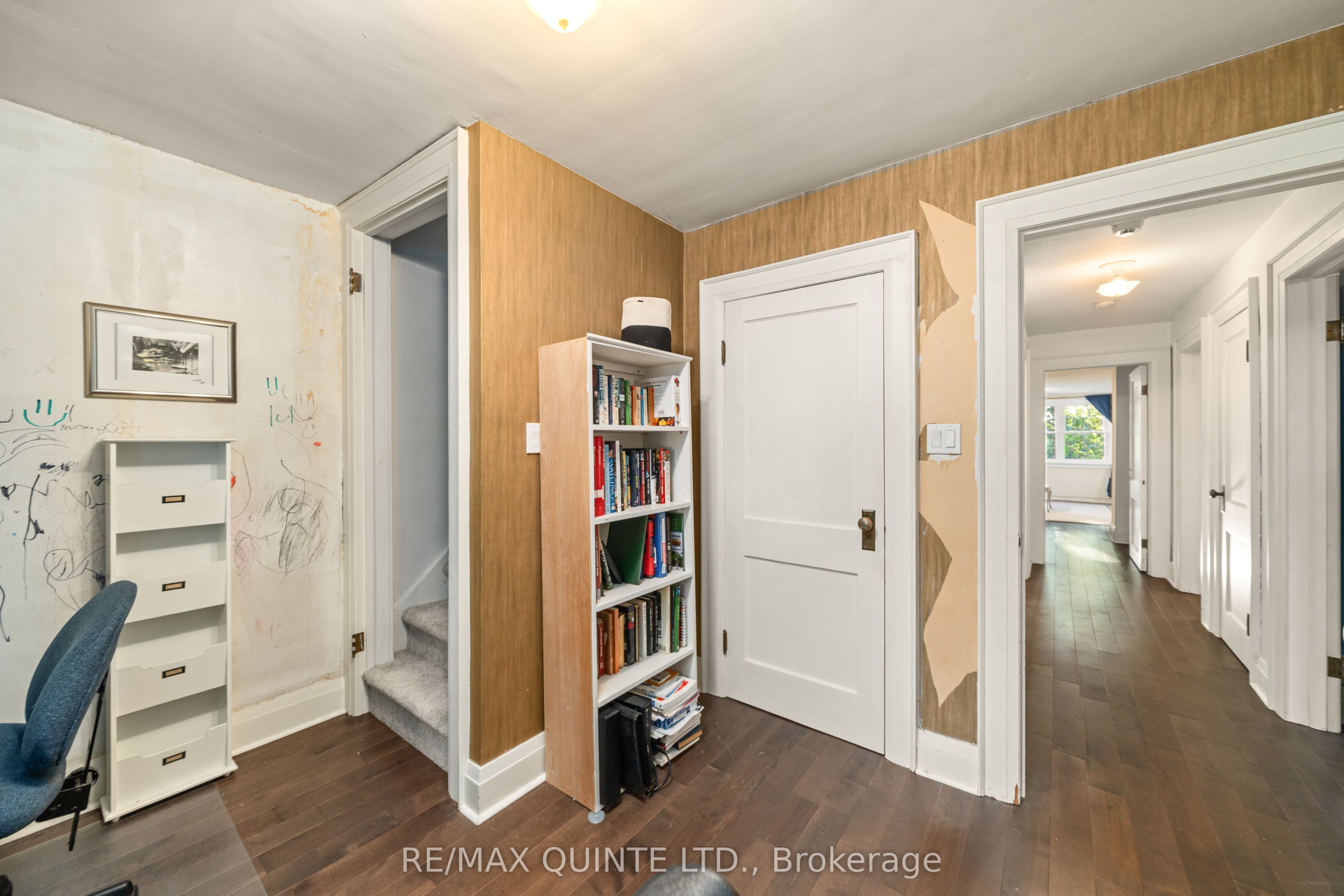 126 Dufferin Avenue Property Photo 31