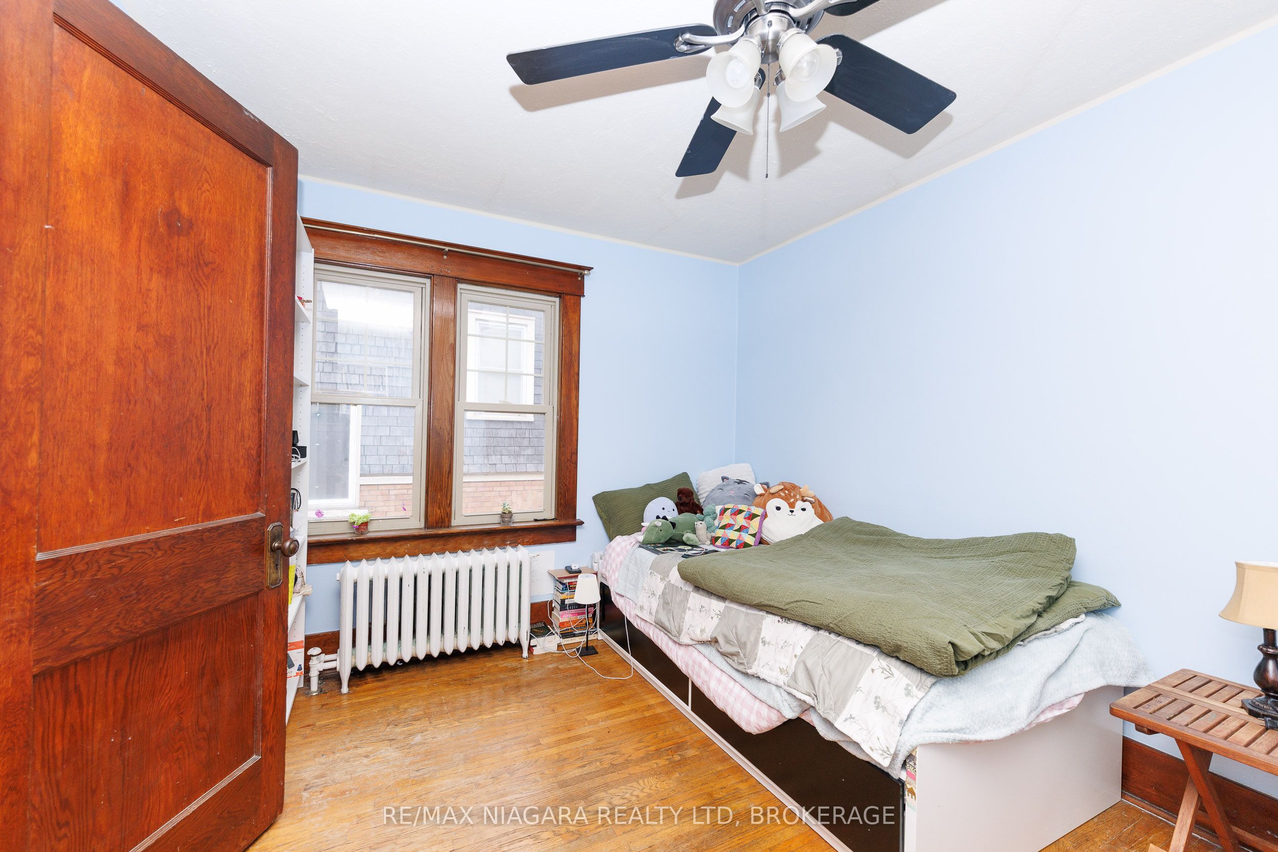4864 Simcoe Street Property Photo 17