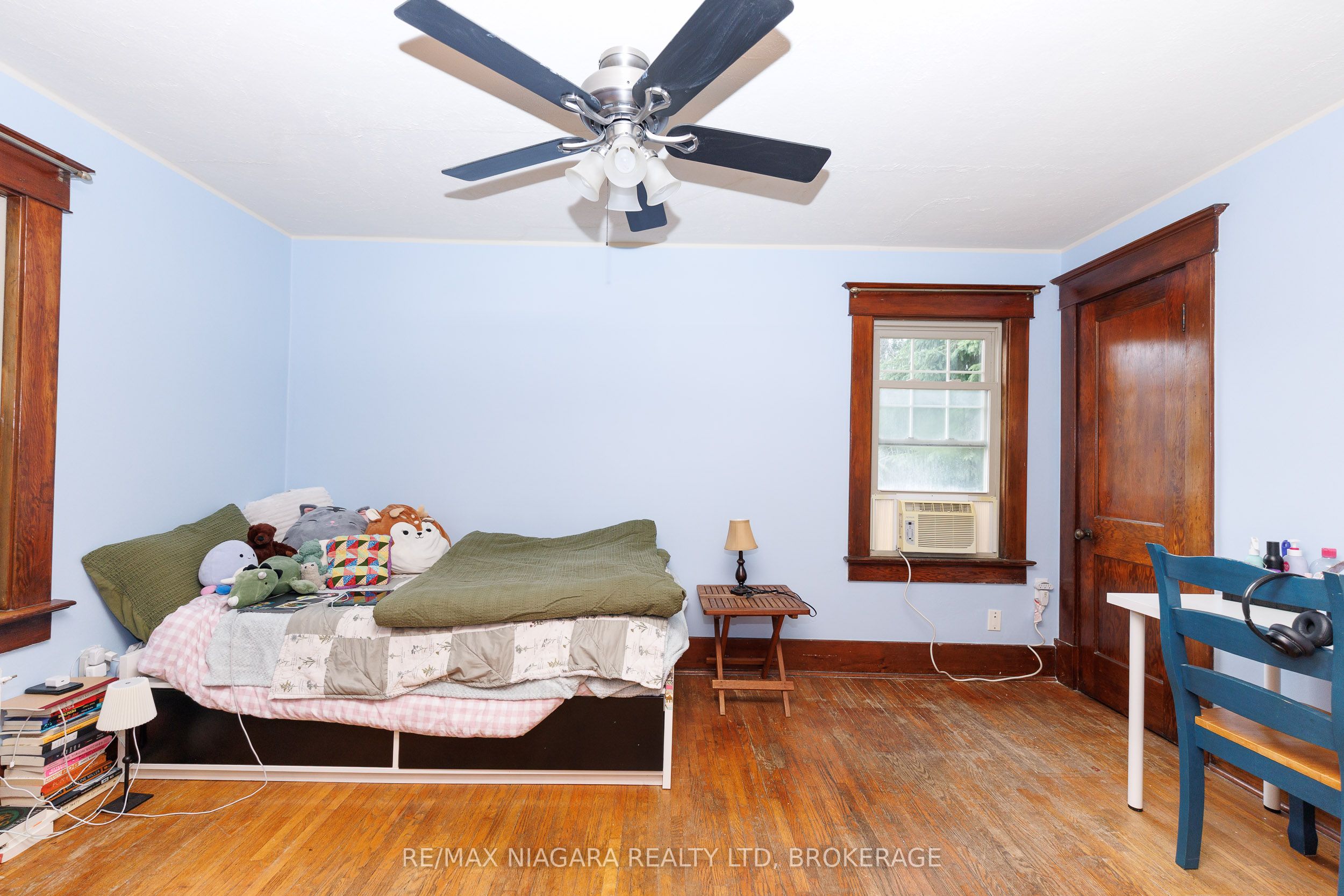 4864 Simcoe Street Property Photo 19