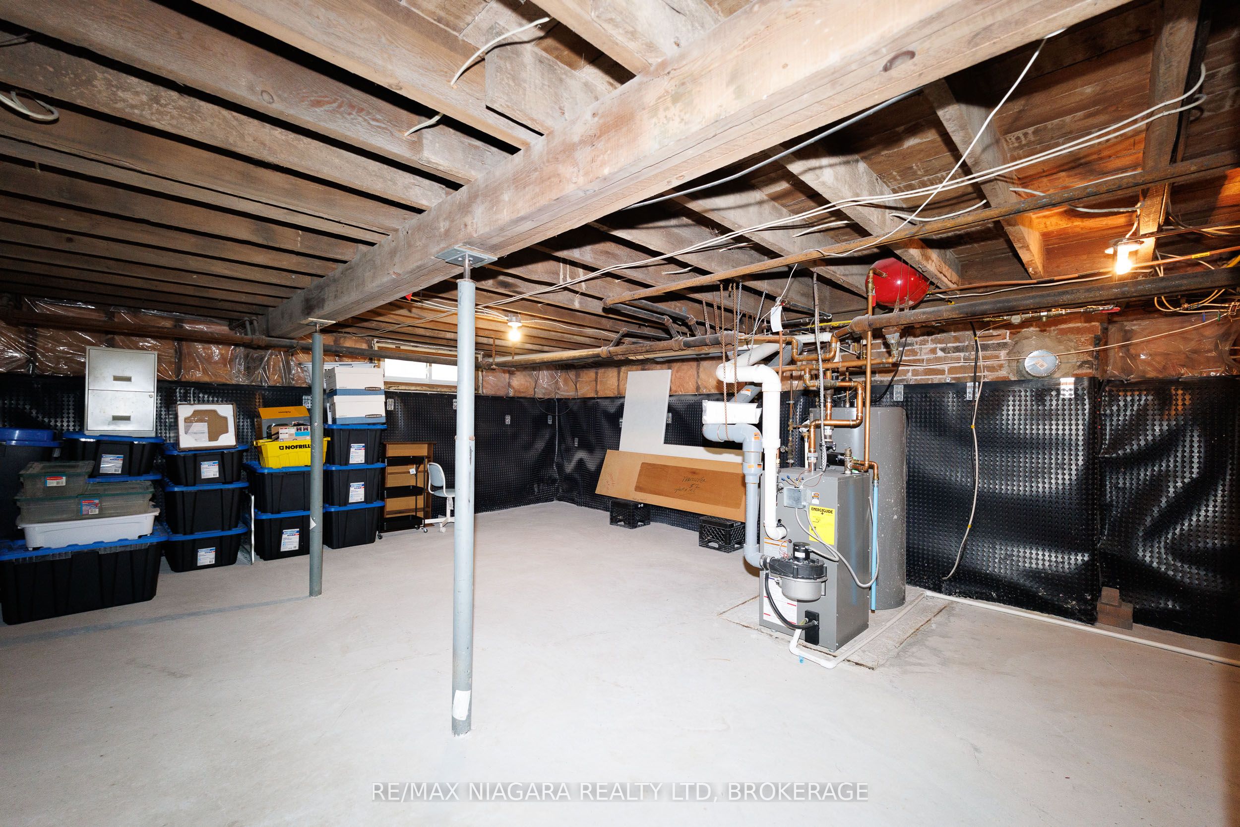 4864 Simcoe Street Property Photo 23