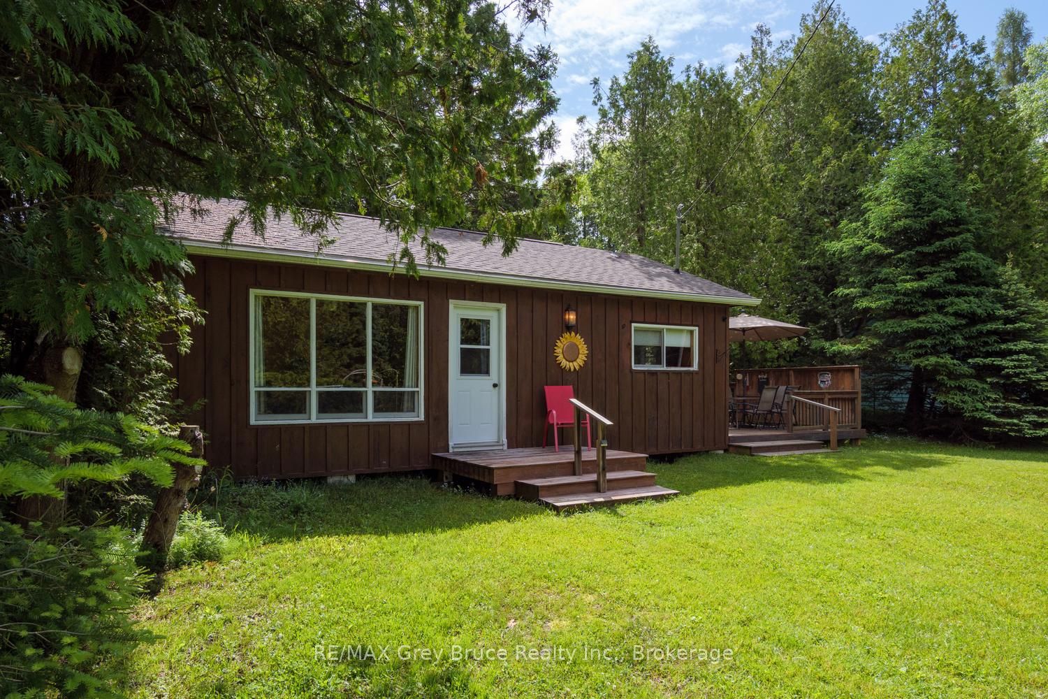 11 Eldridge Avenue Property Photo 1