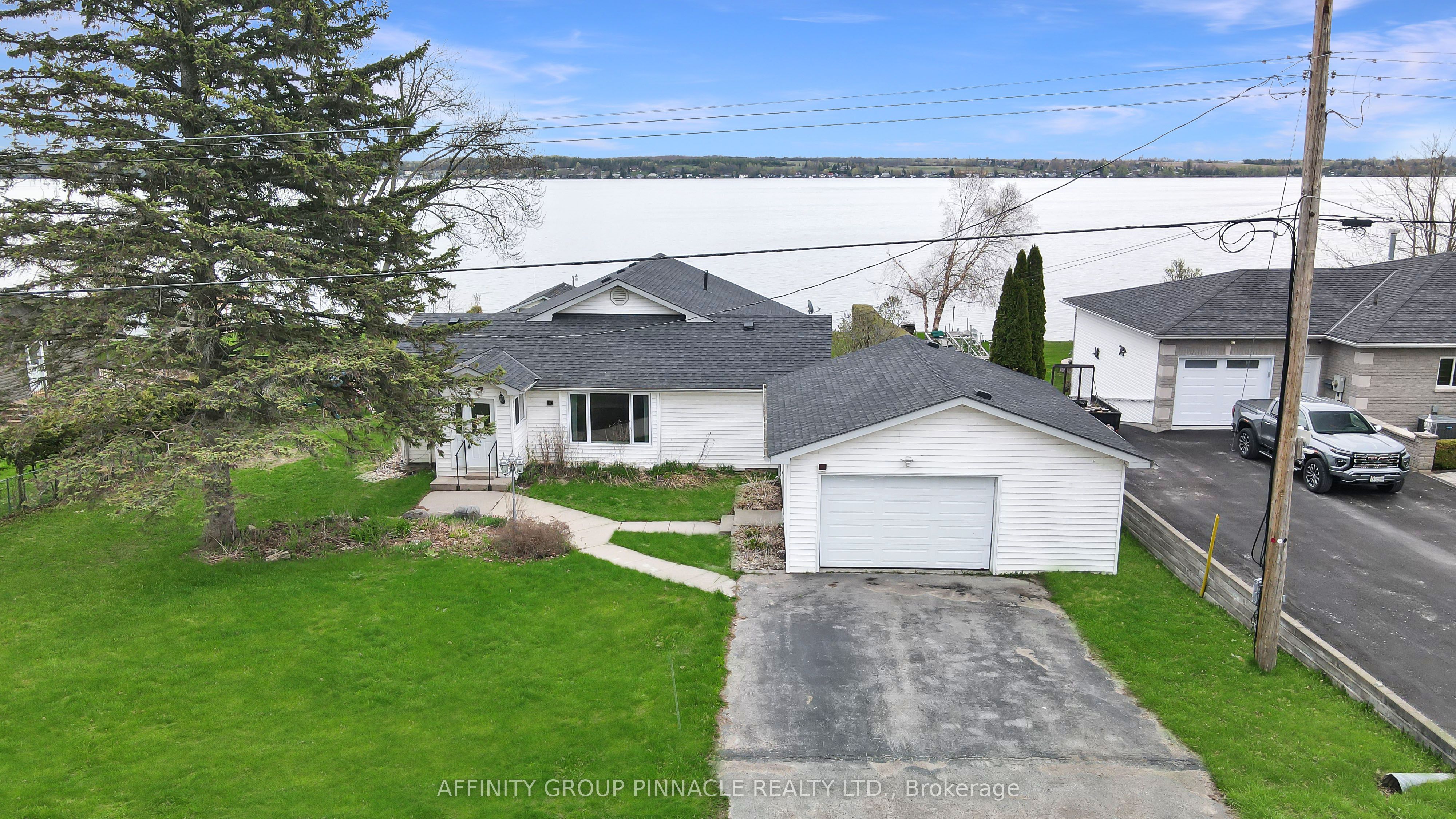 143 Beehive Drive Property Photo 1