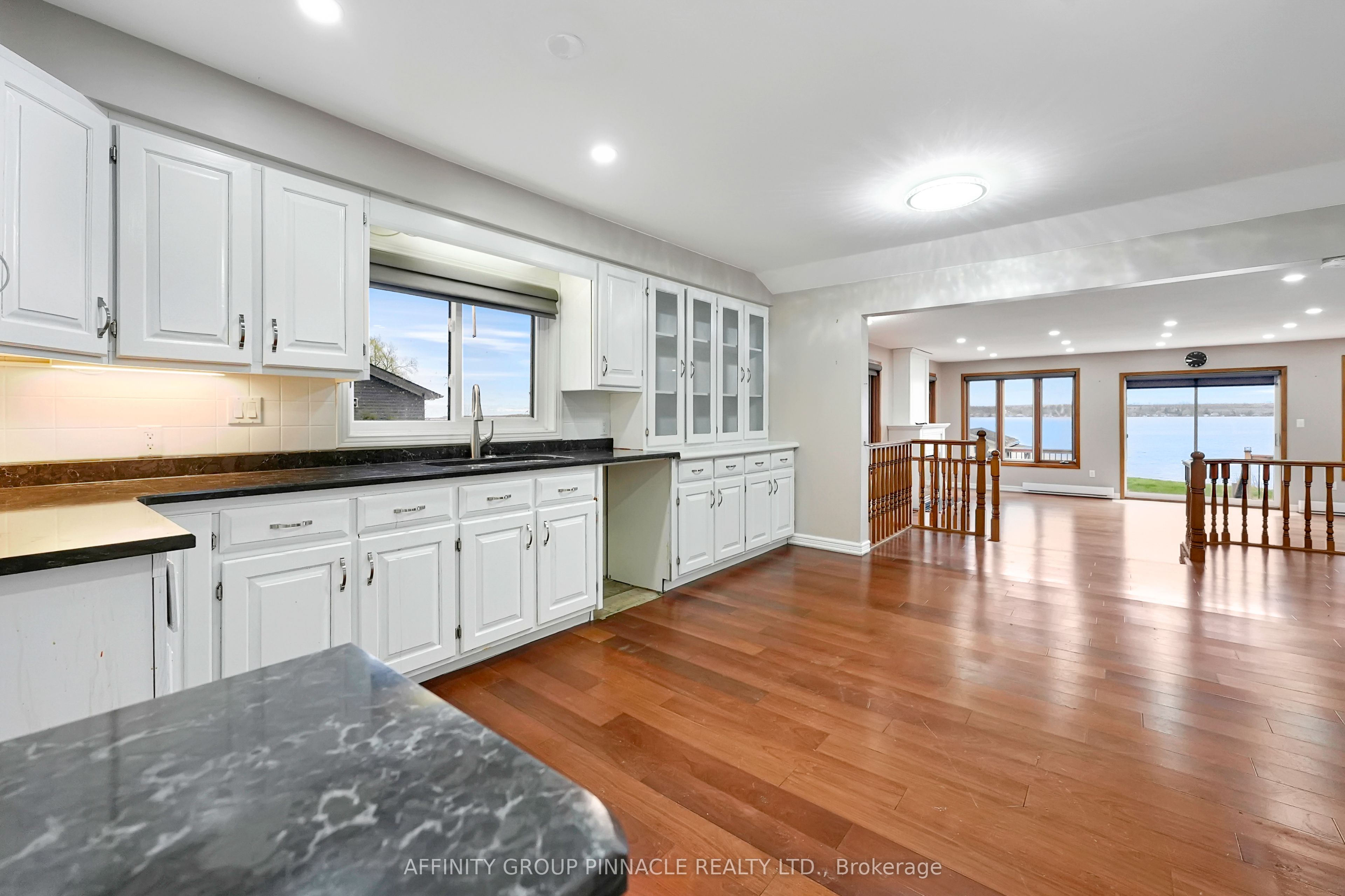 143 Beehive Drive Property Photo 10
