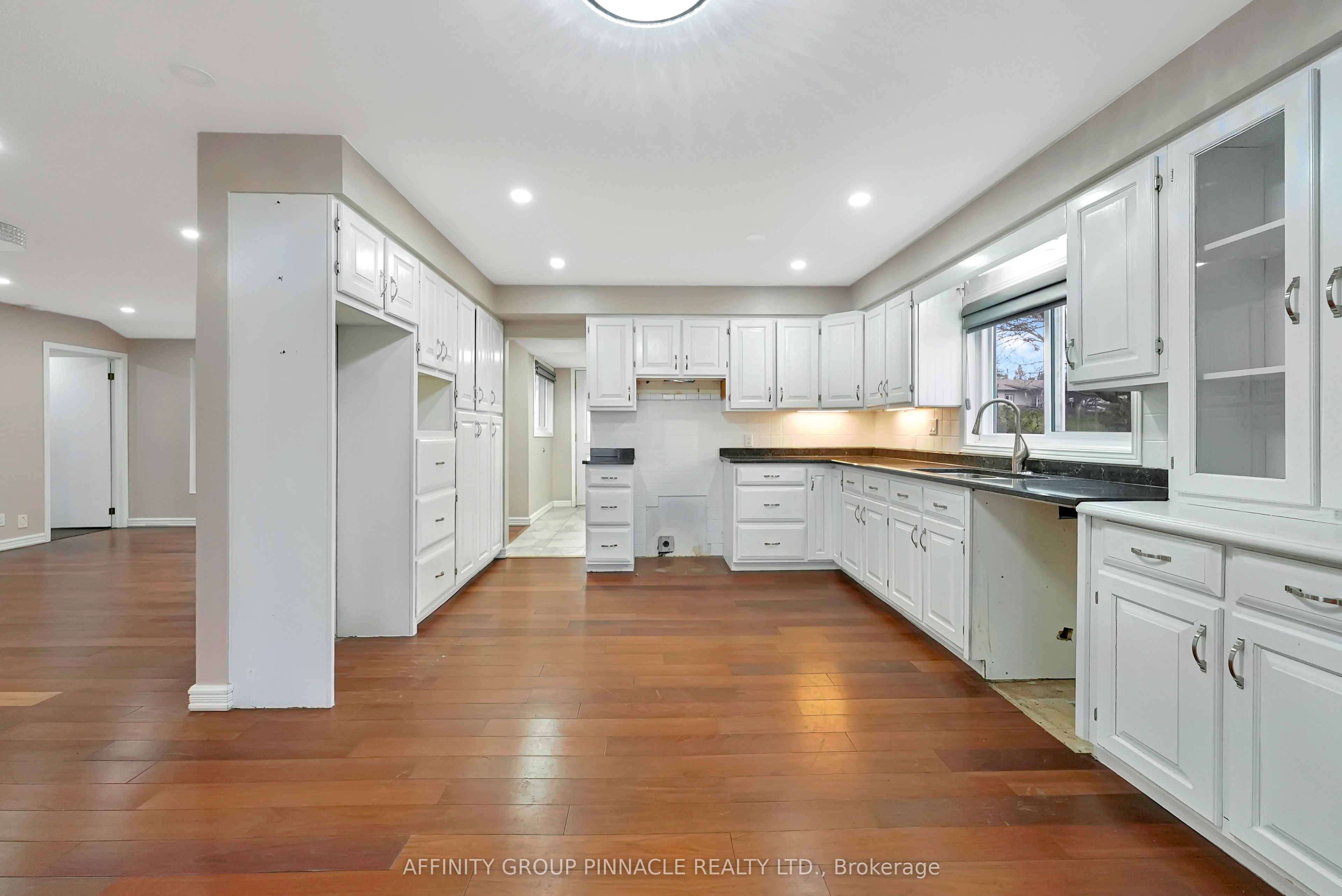 143 Beehive Drive Property Photo 11