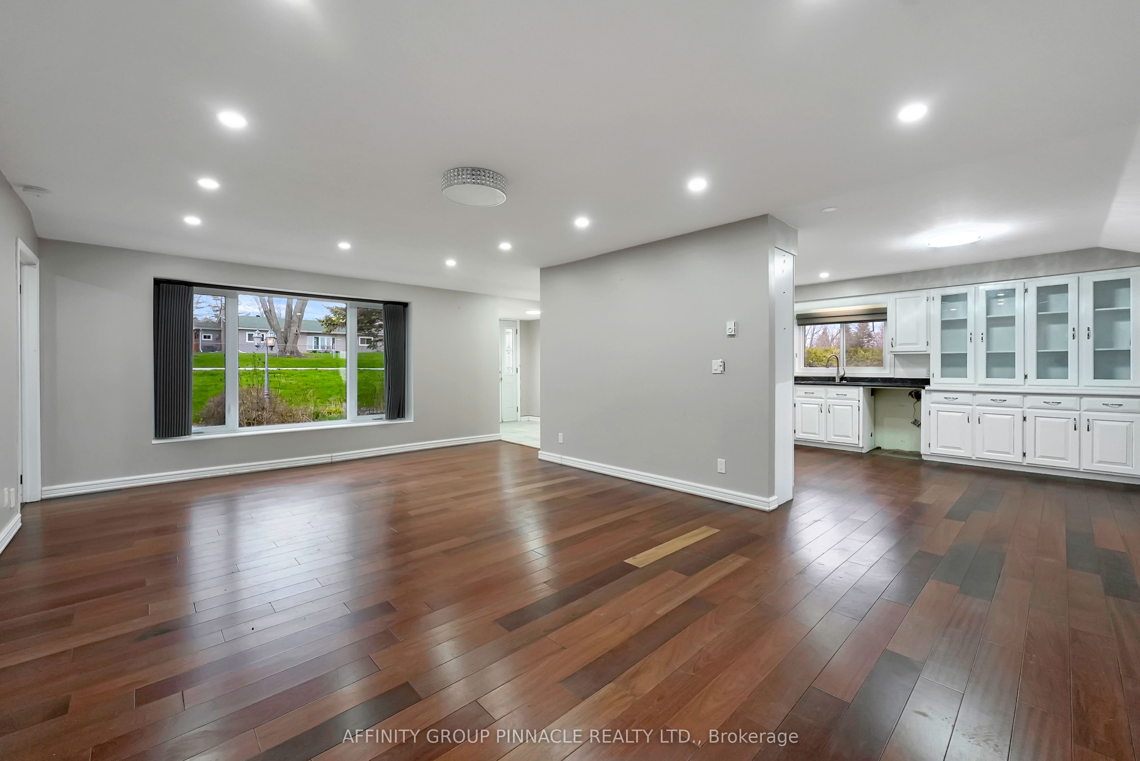 143 Beehive Drive Property Photo 12