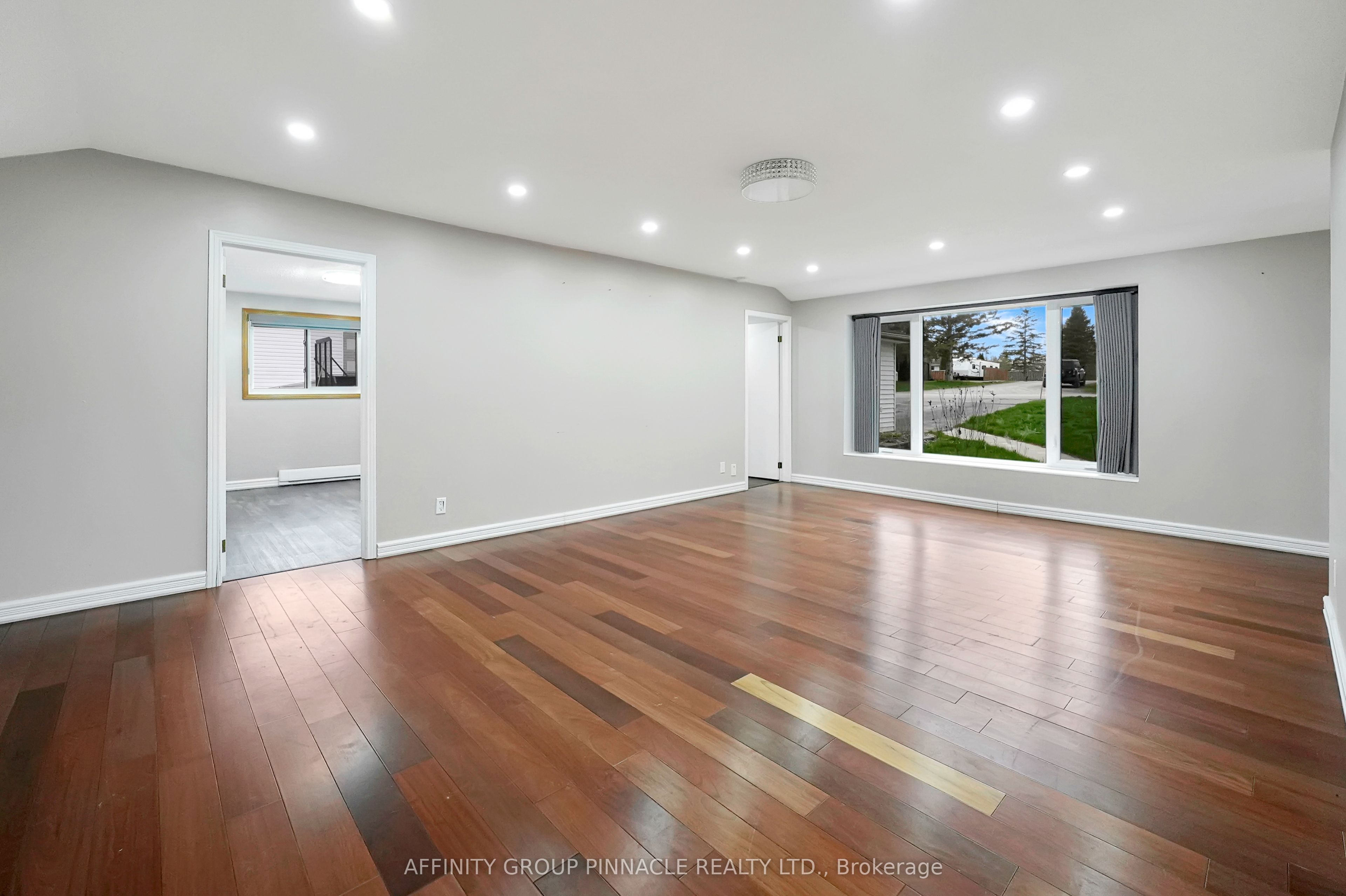 143 Beehive Drive Property Photo 13