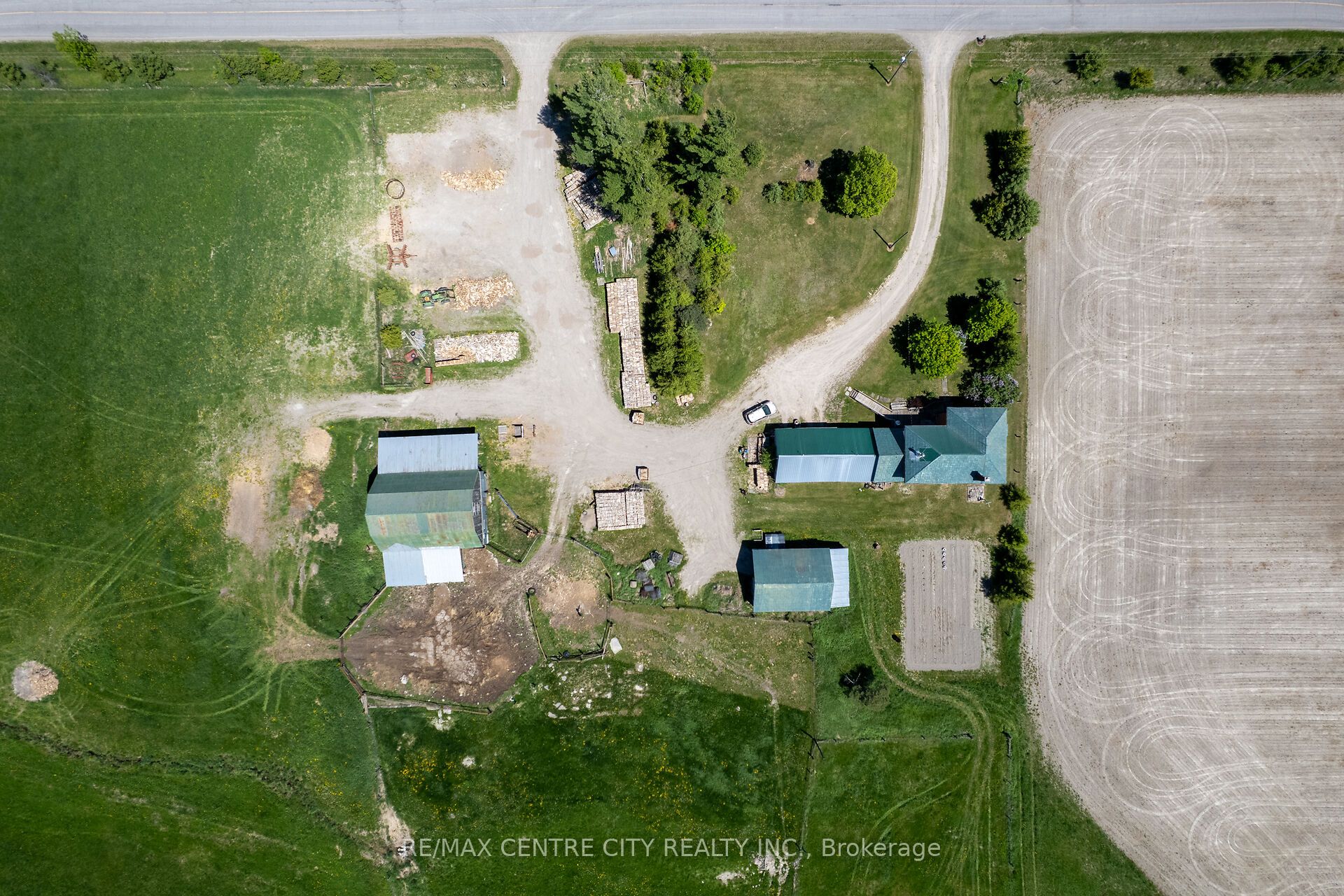 817 Snake River Line Property Photo 8