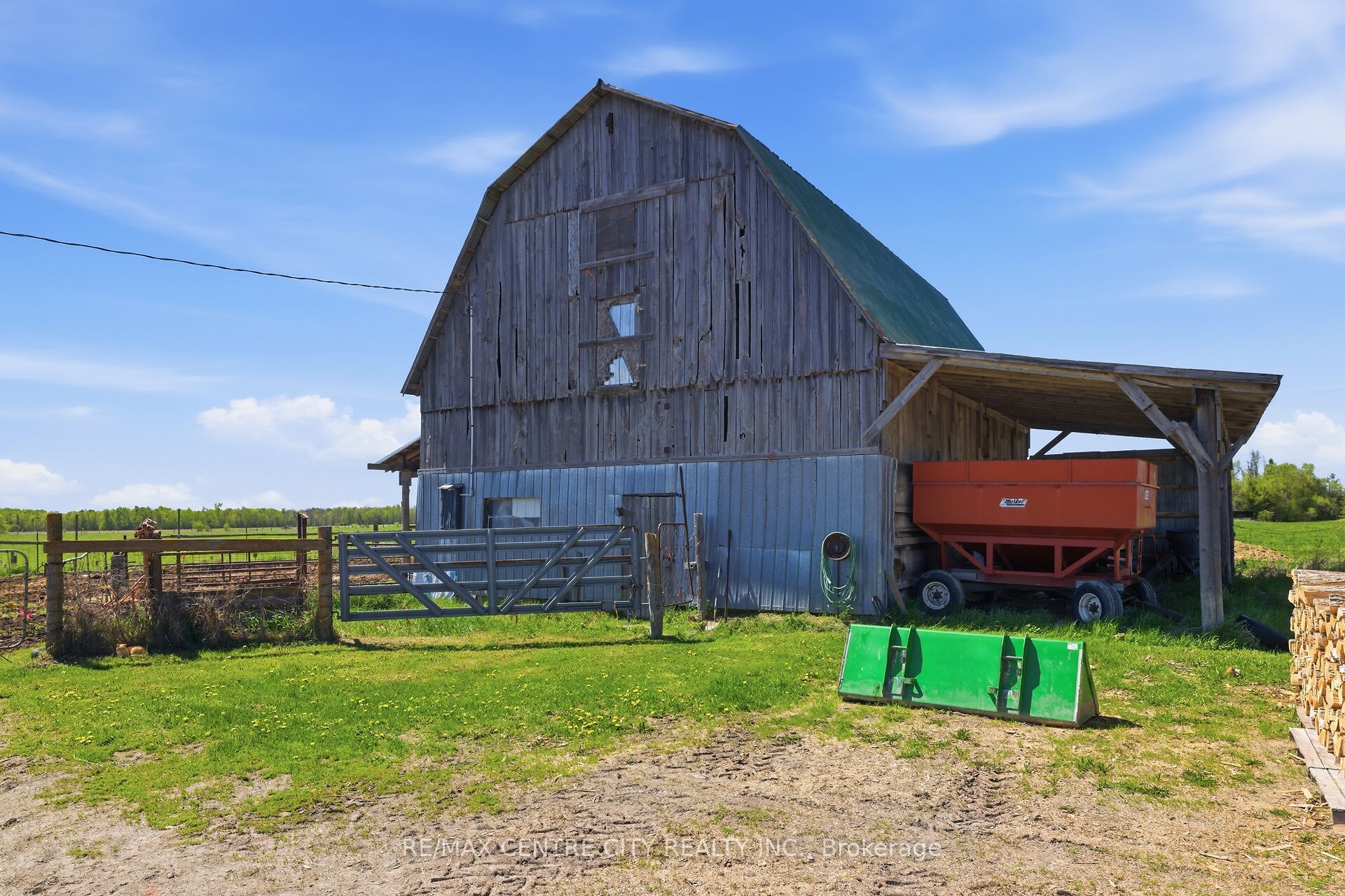 817 Snake River Line Property Photo 16