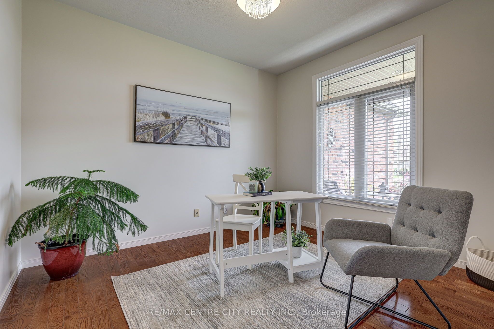 9538 Tower Road Property Photo 30