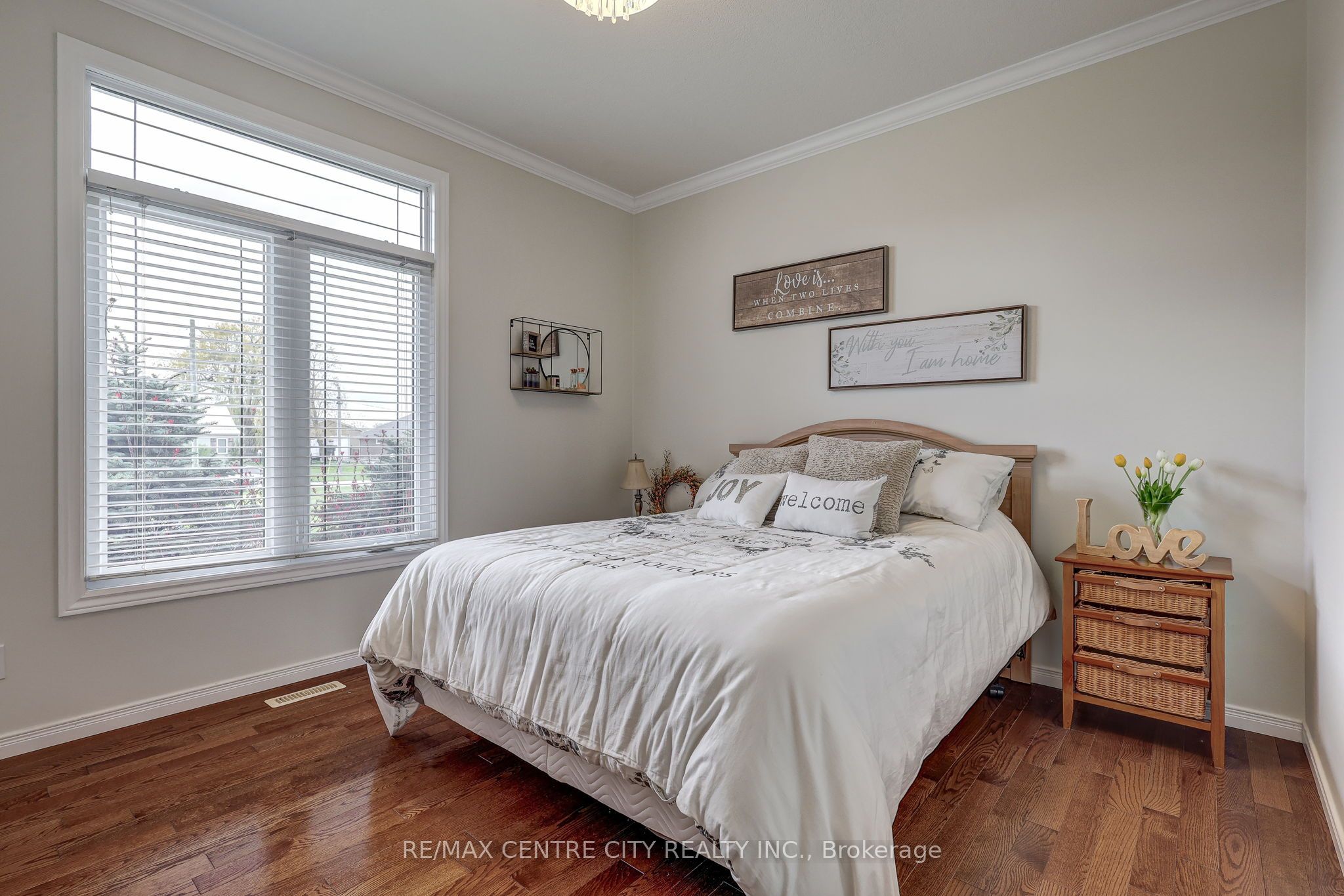 9538 Tower Road Property Photo 38