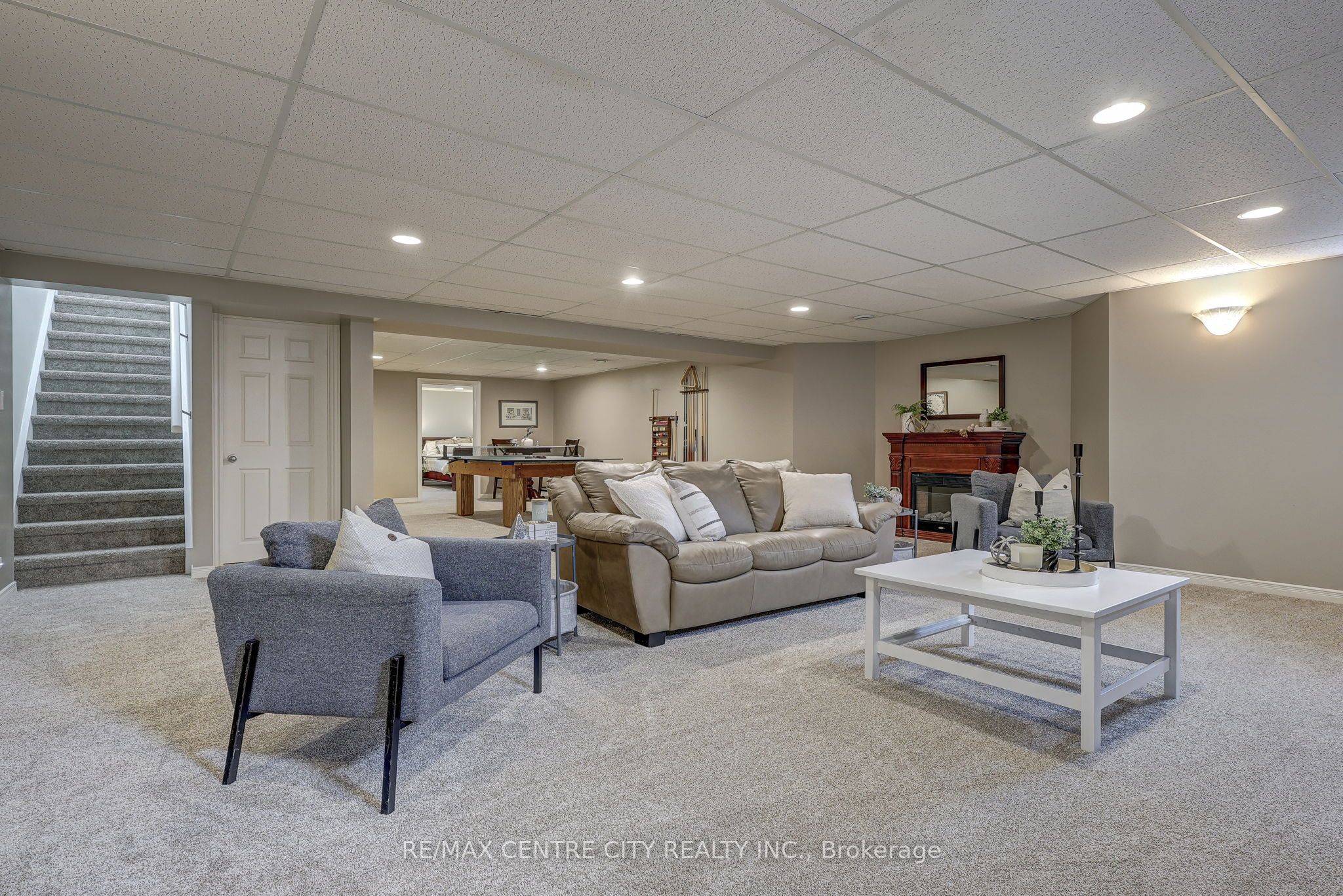 9538 Tower Road Property Photo 41