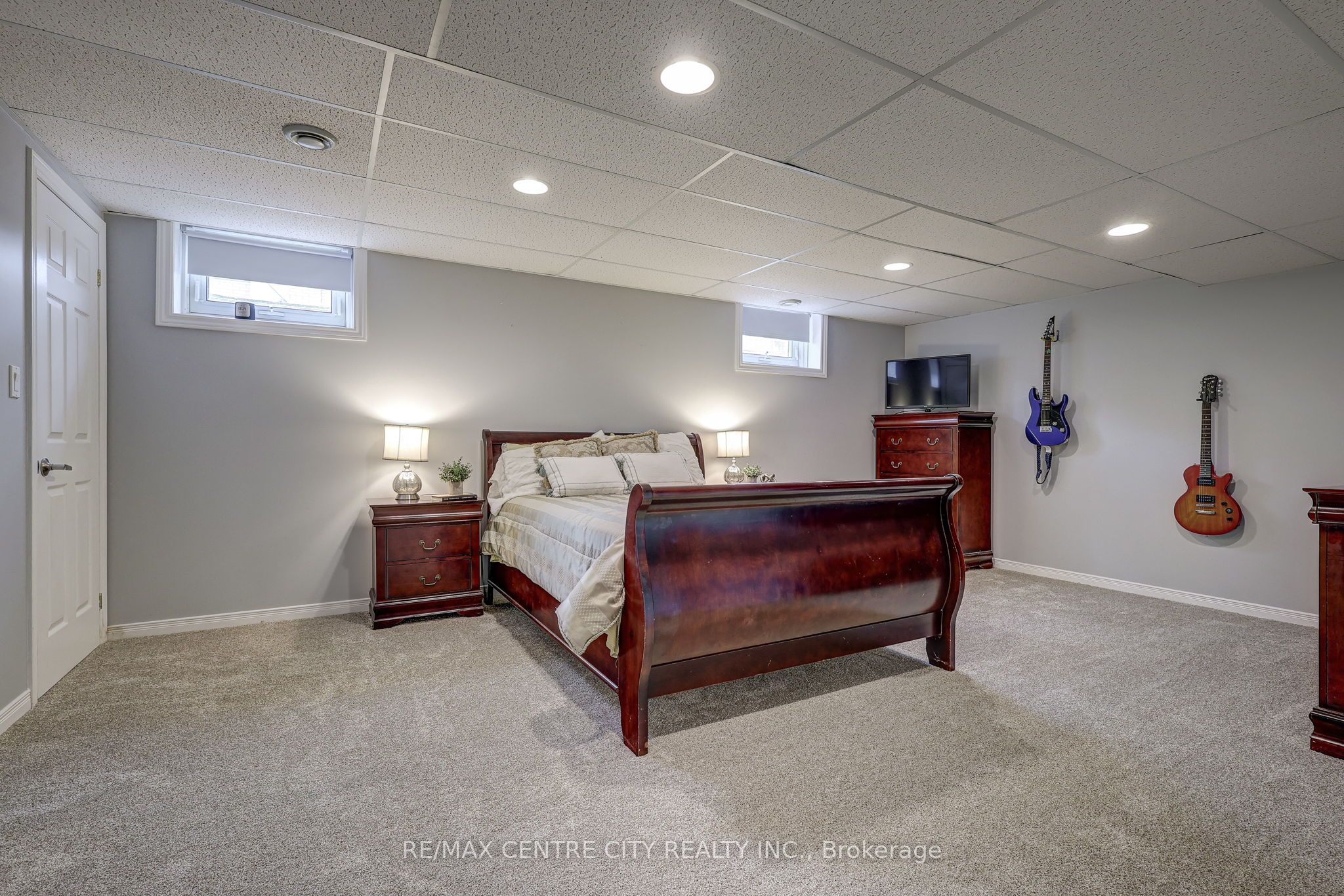 9538 Tower Road Property Photo 46
