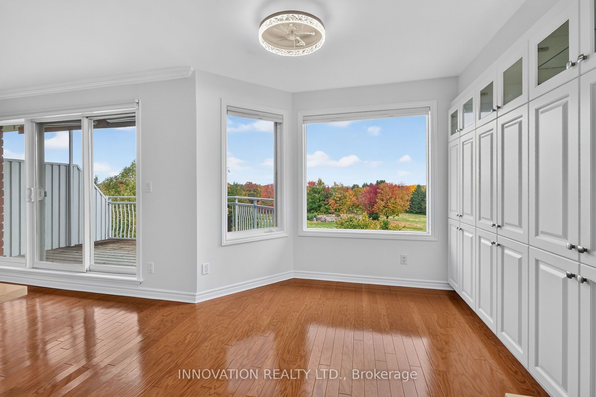 150 Robson Court 2c Property Photo 12