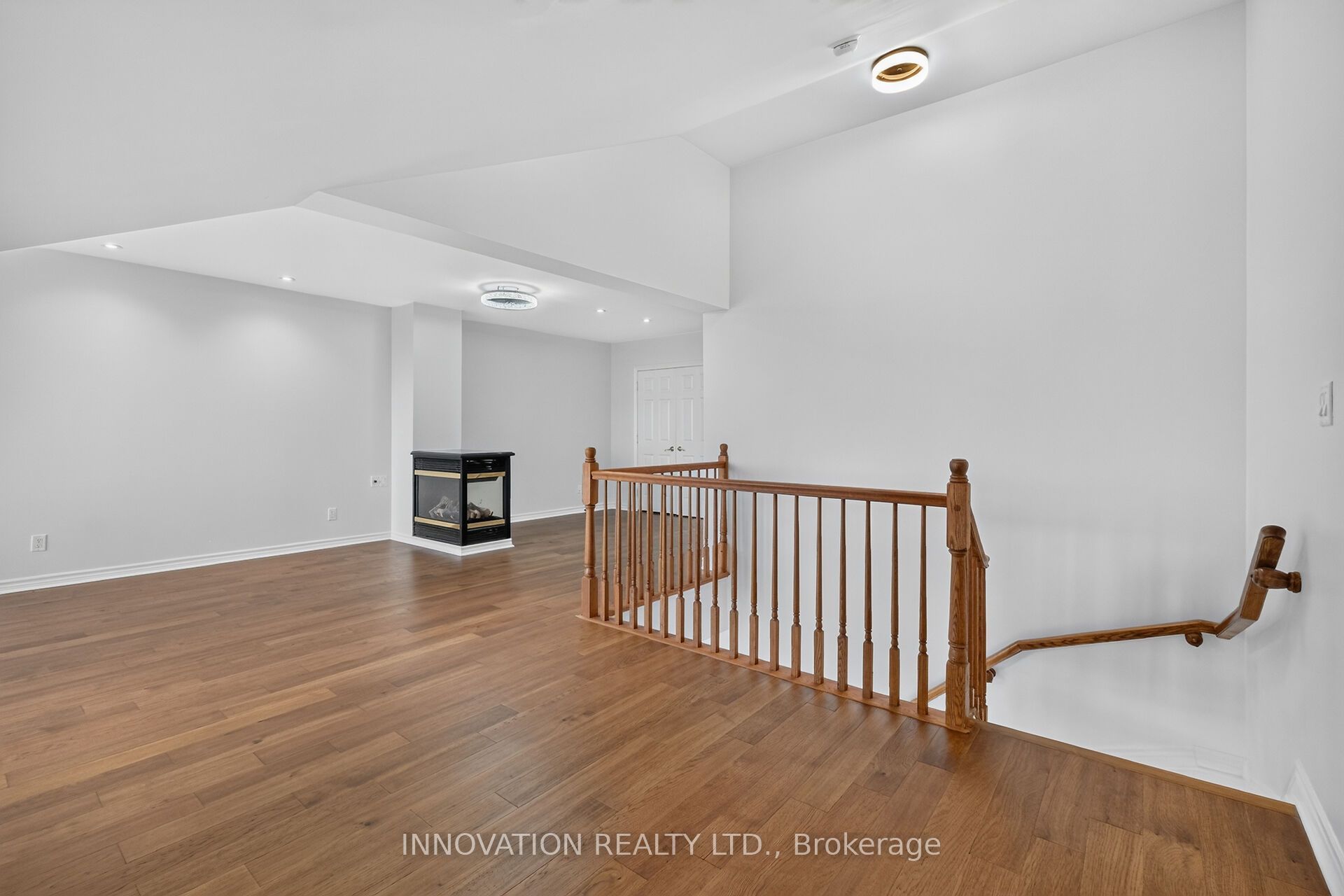 150 Robson Court 2c Property Photo 30