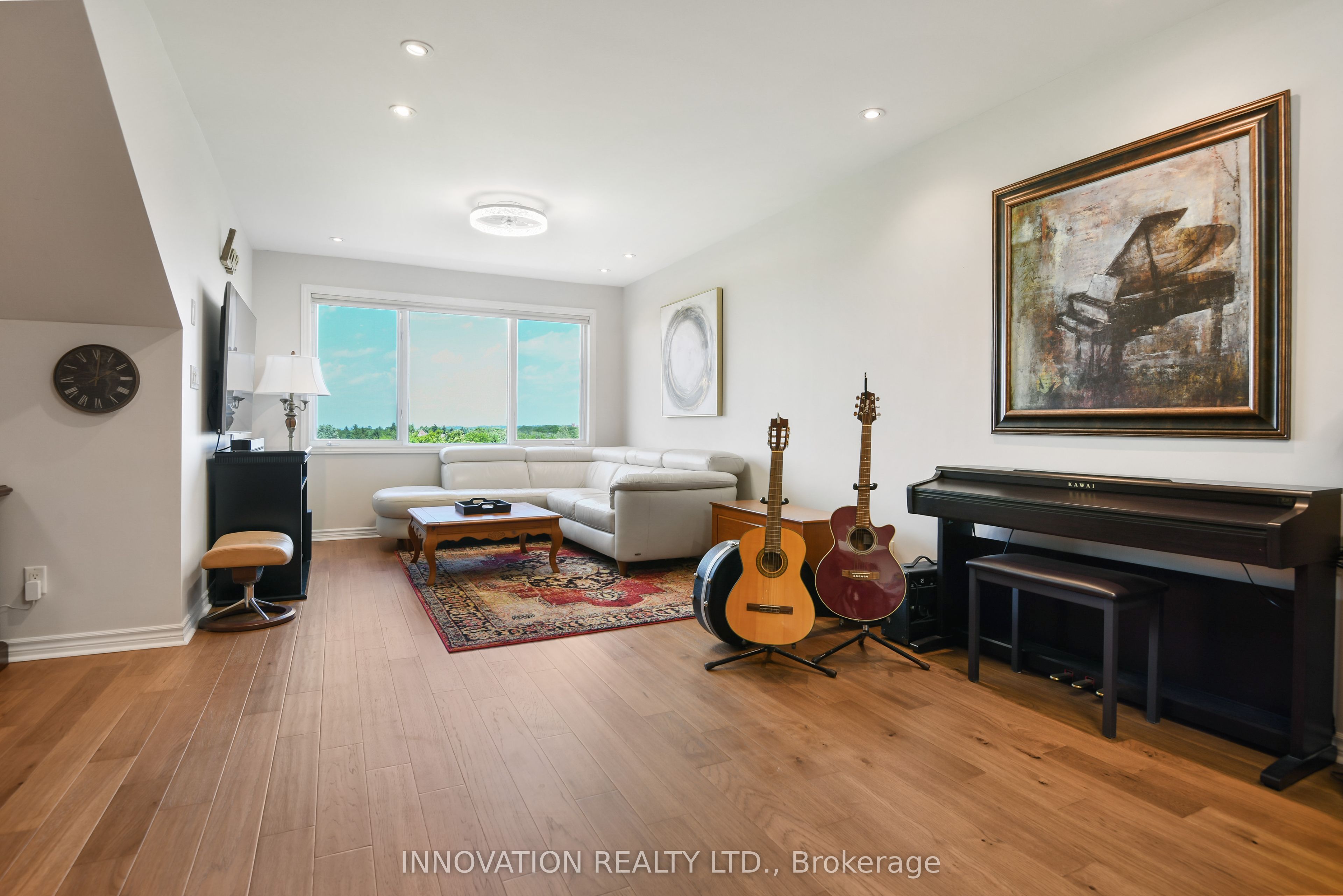 150 Robson Court 2c Property Photo 32