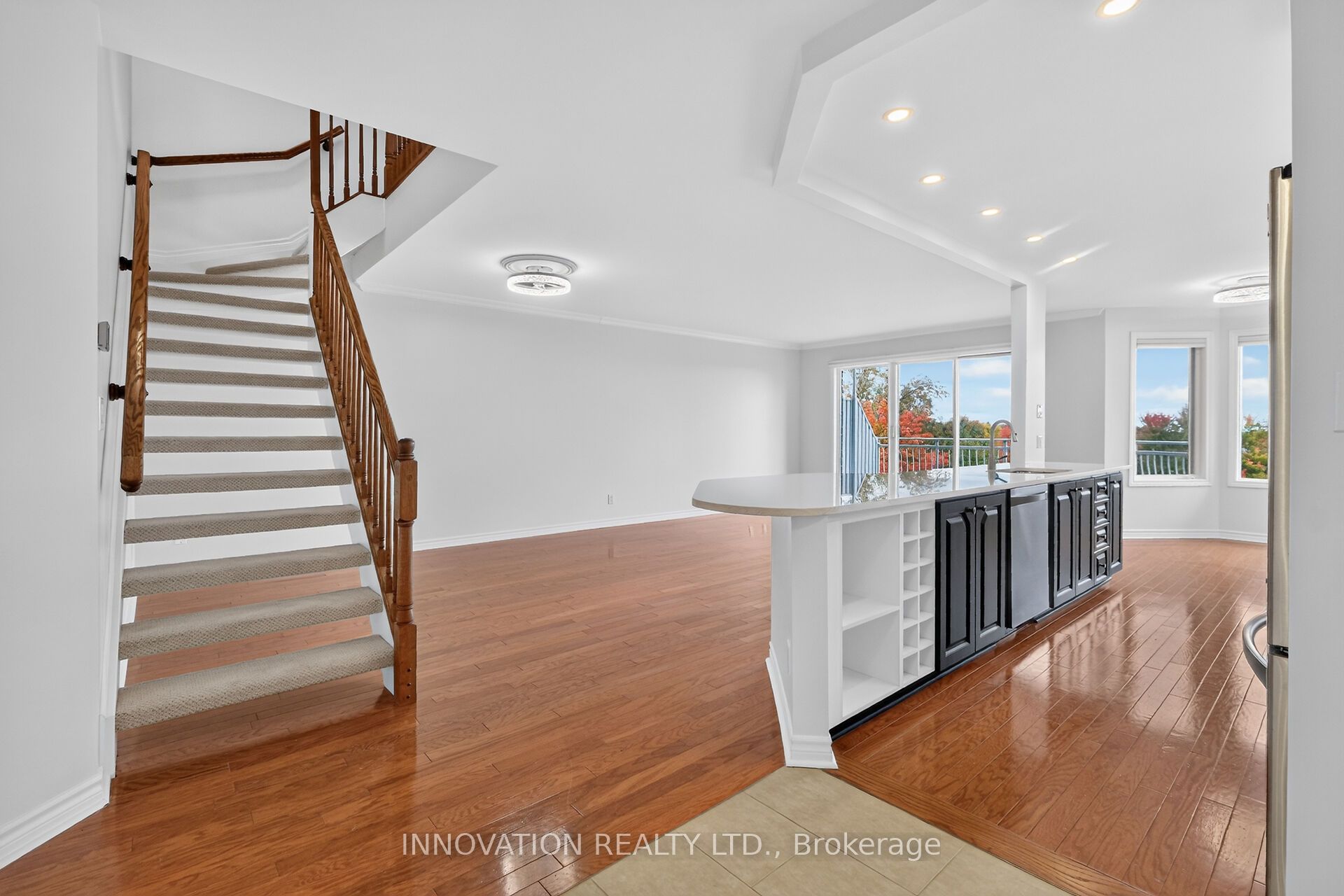 150 Robson Court 2c Property Photo 44