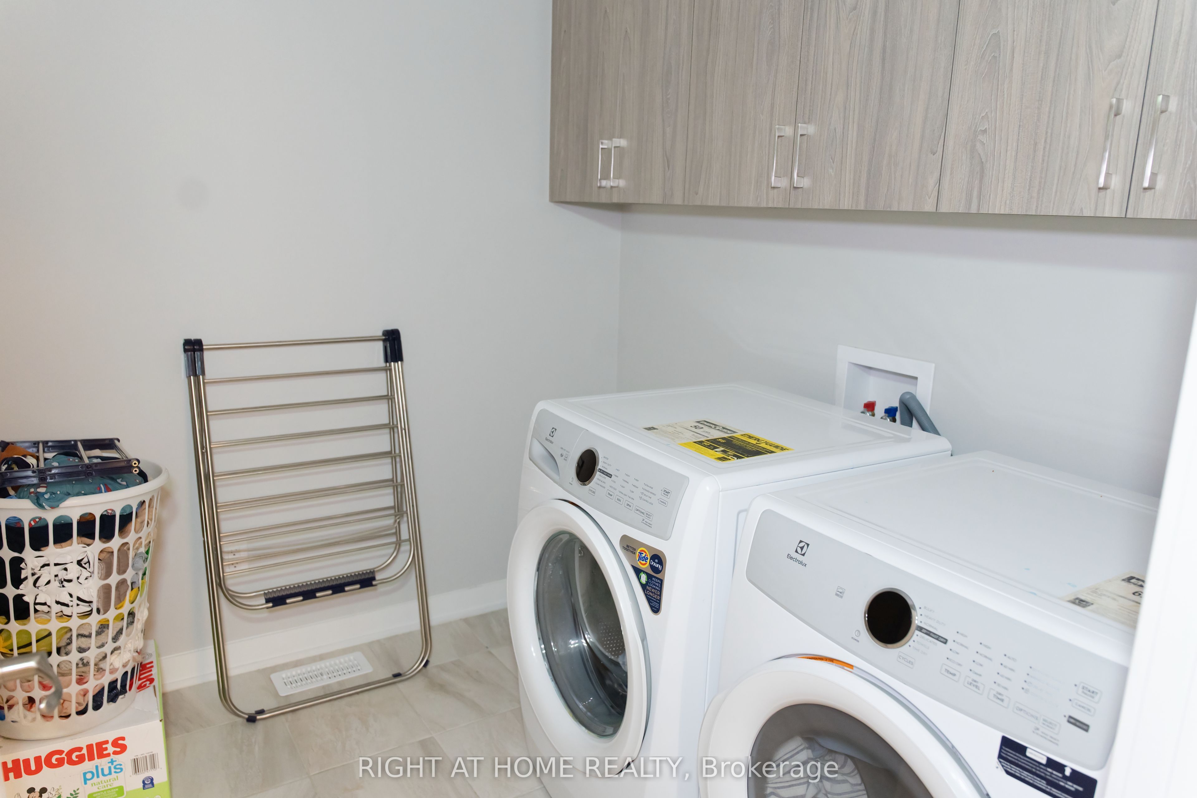 76 Kindred Row Property Photo 22