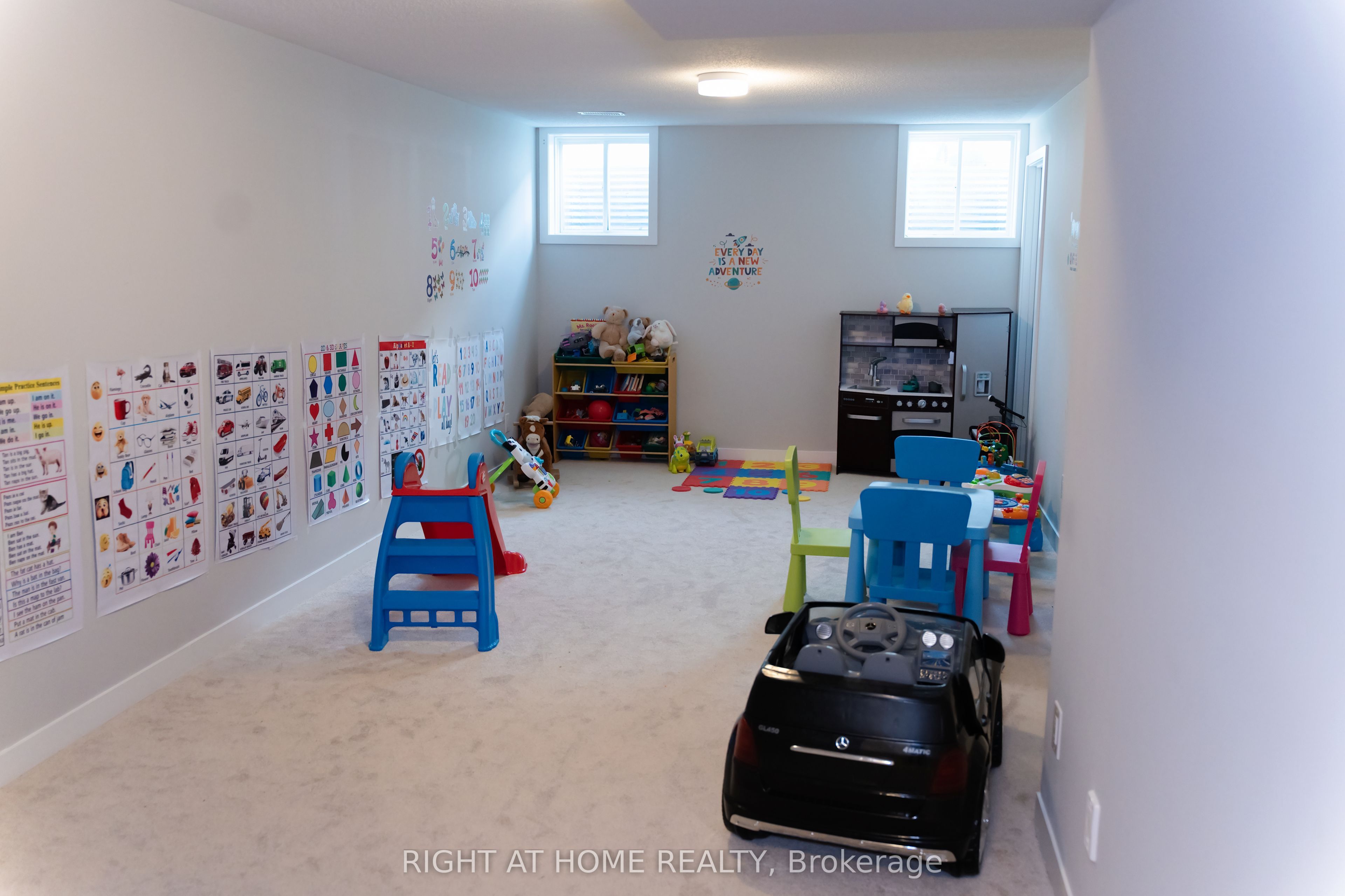 76 Kindred Row Property Photo 29