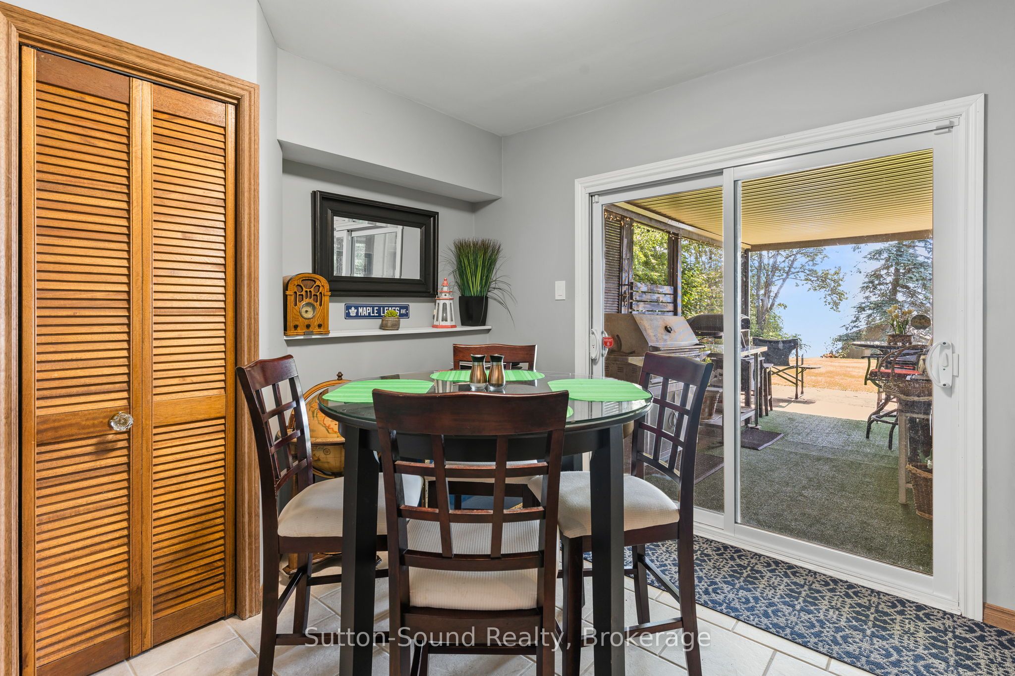 427 Balmy Beach Road Property Photo 37