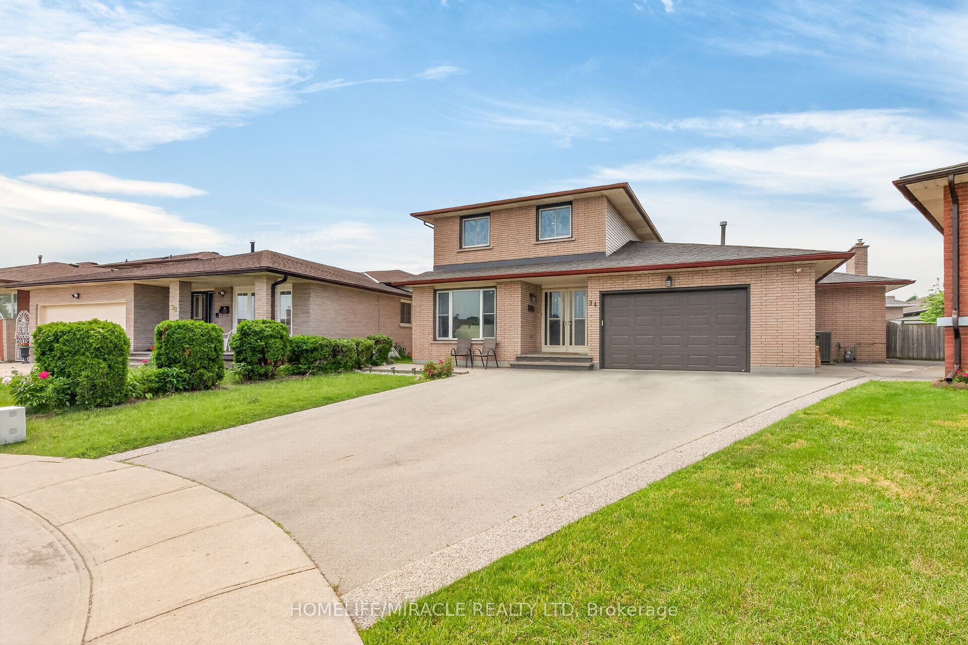 34 Capri Crescent Property Photo 2