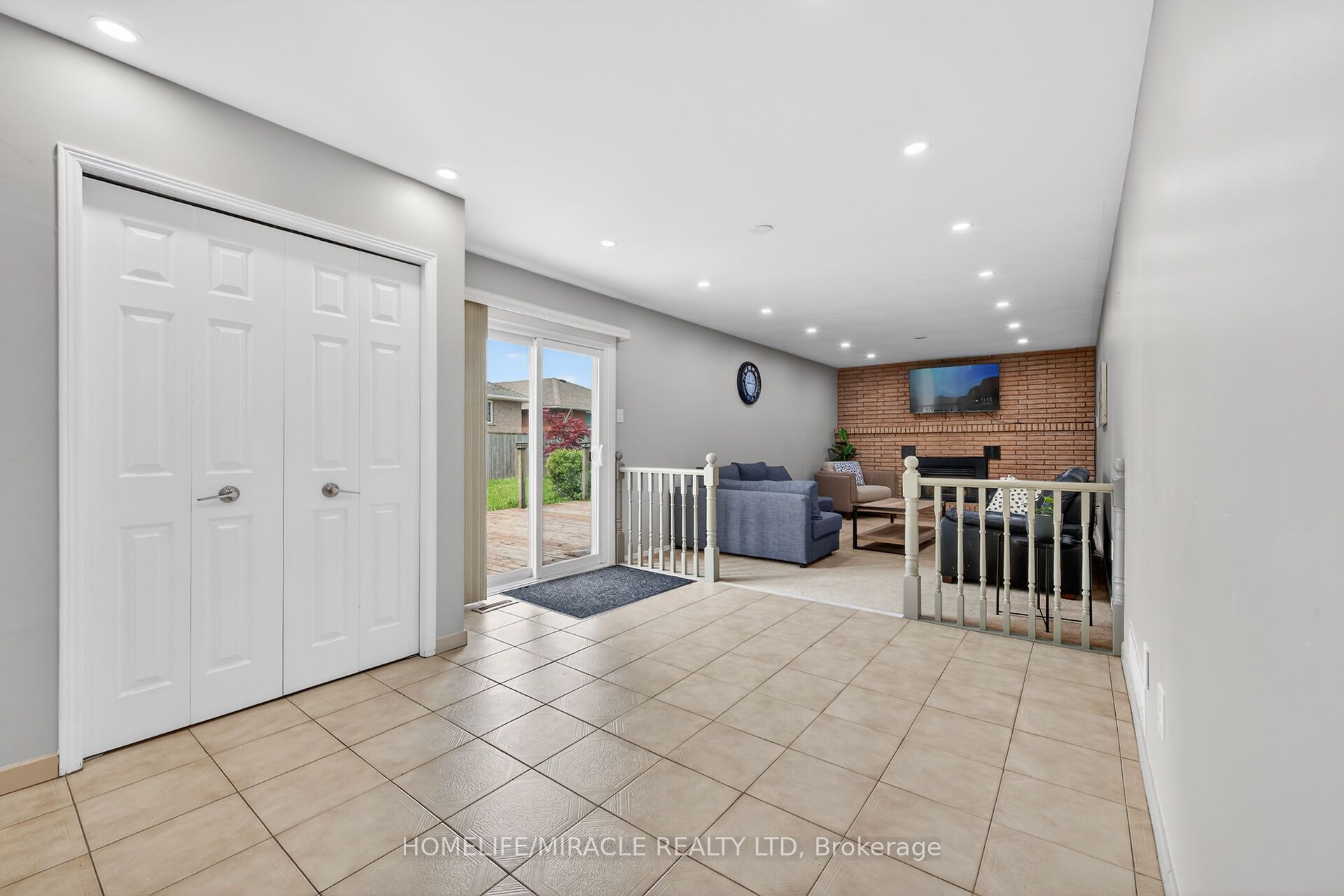 34 Capri Crescent Property Photo 9