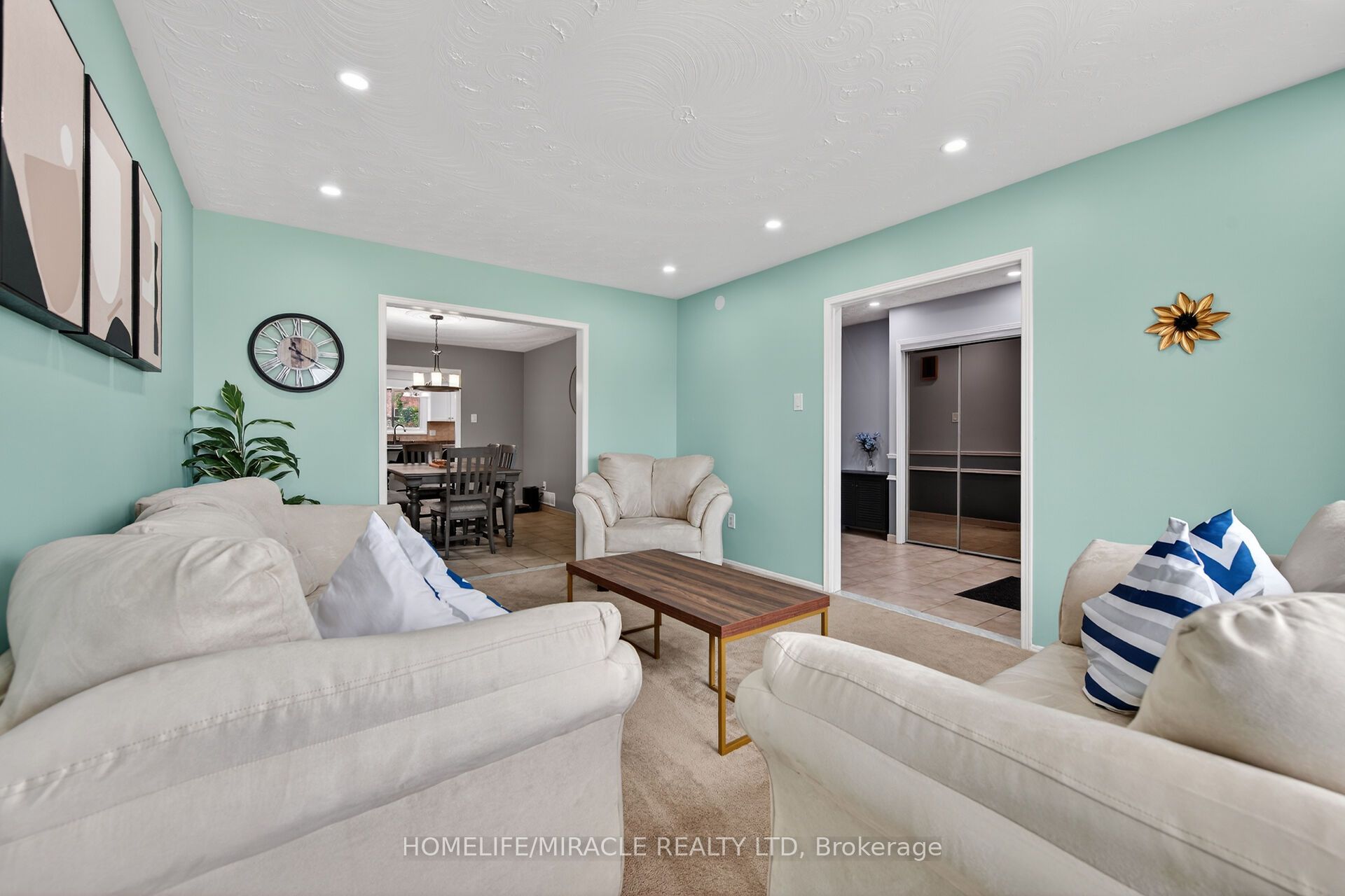 34 Capri Crescent Property Photo 17