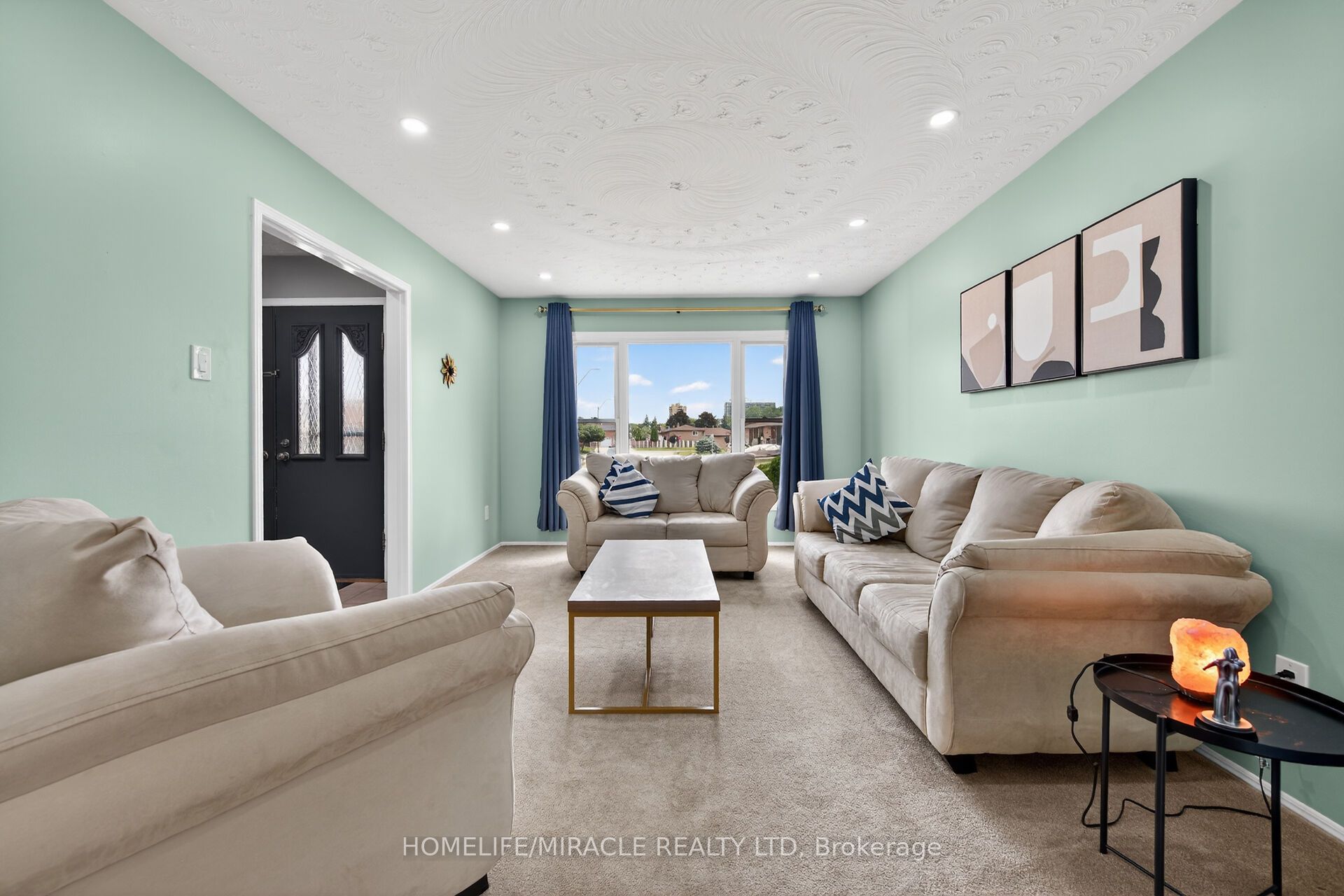 34 Capri Crescent Property Photo 18