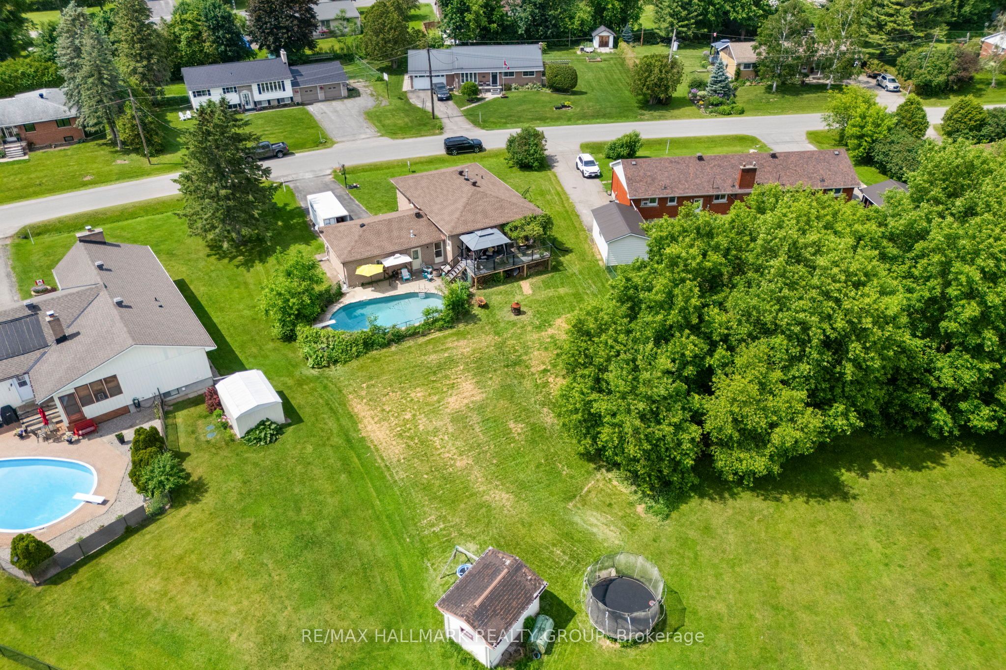 17 Sunnymede Avenue Property Photo 7
