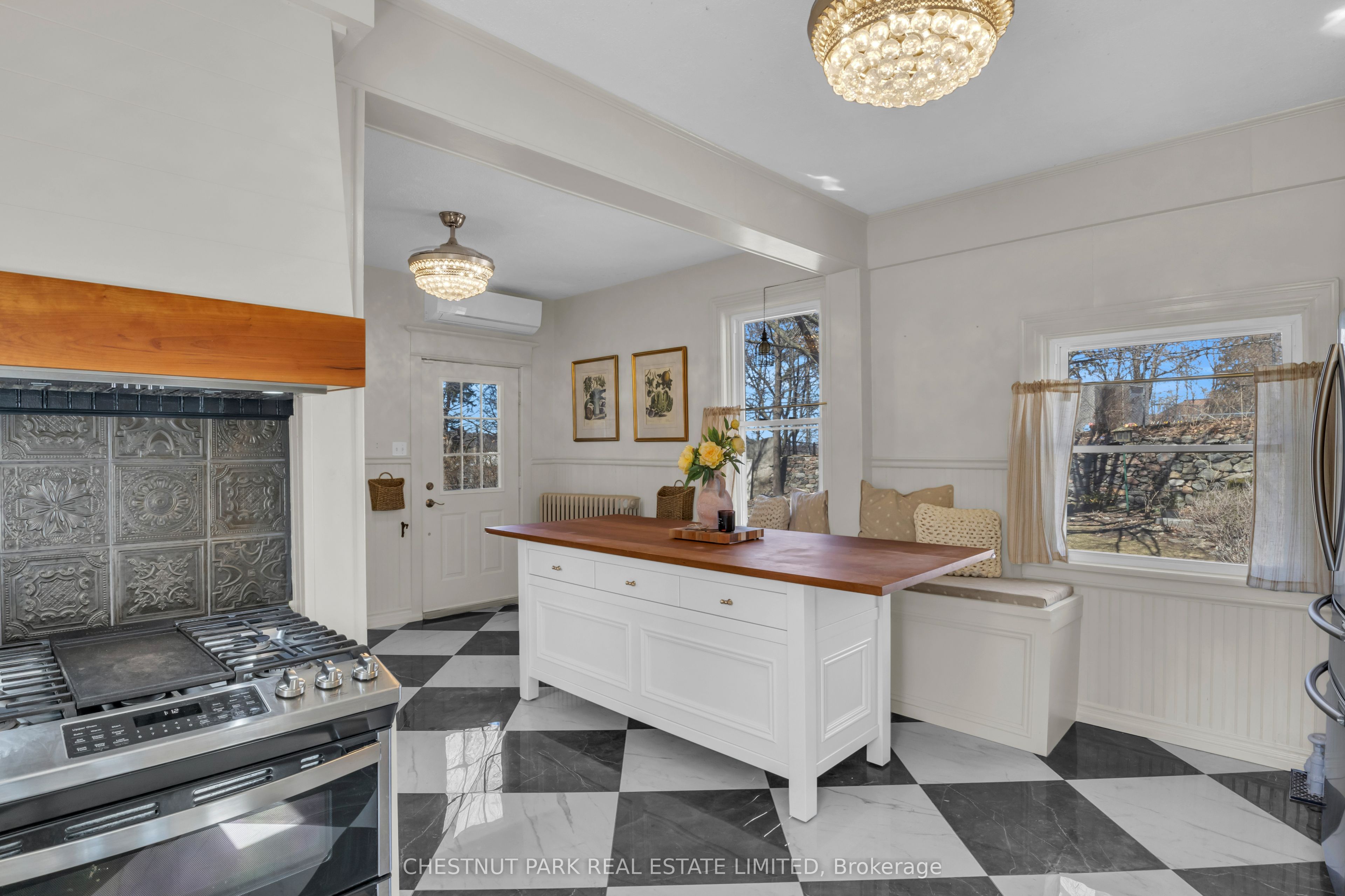 54 Bruce Street Property Photo 14