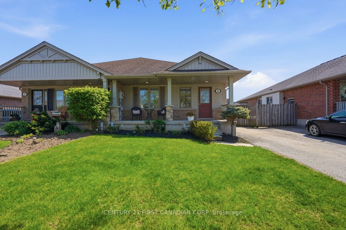 30 Pear Tree Avenue Property Photo 1