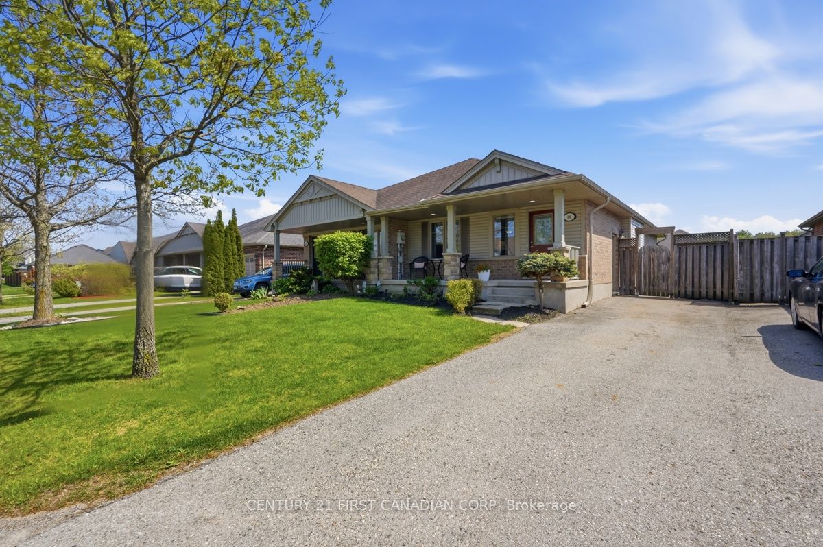30 Pear Tree Avenue Property Photo 5