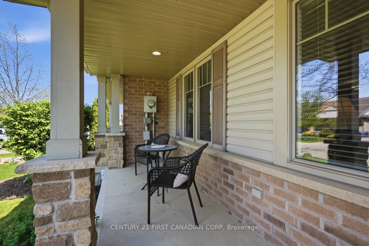30 Pear Tree Avenue Property Photo 6